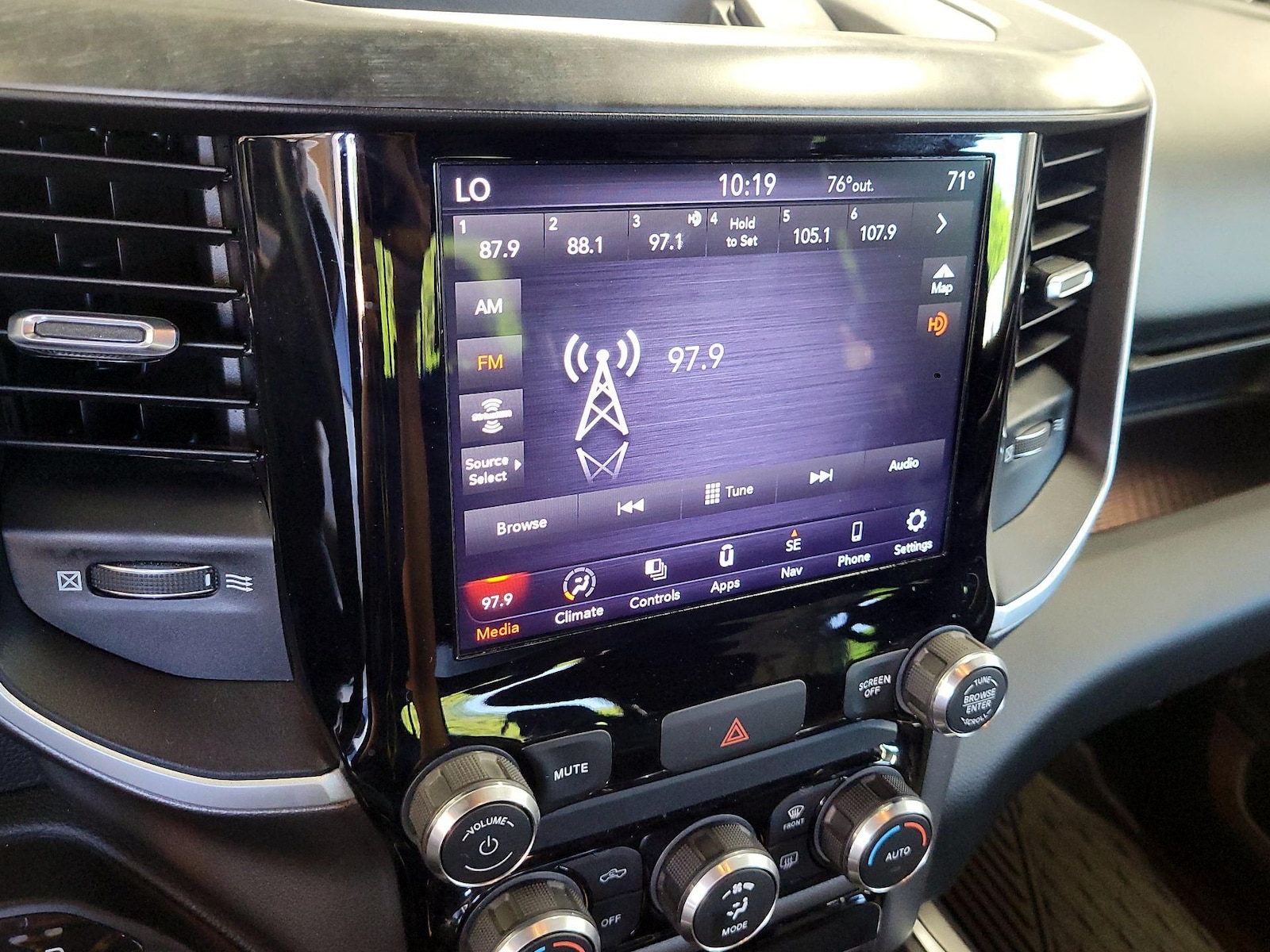 2020 RAM Ram 1500 Pickup Big Horn/Lone Star - Photo 17