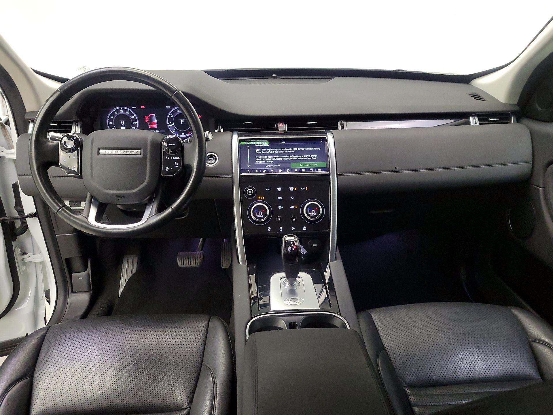 Thumbnail: 2020 Land Rover Discovery Sport - 9