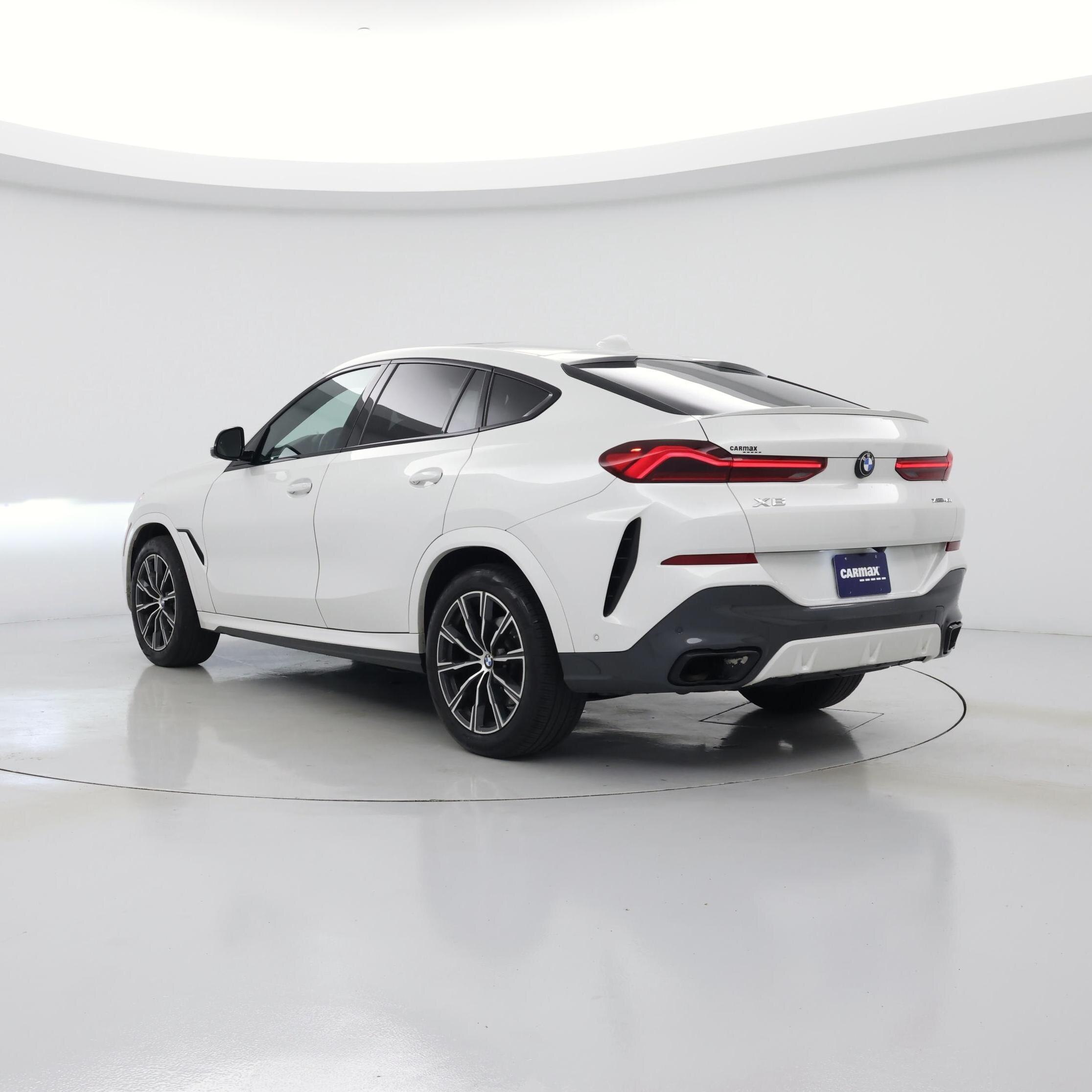 Thumbnail: 2022 BMW X6 - 2