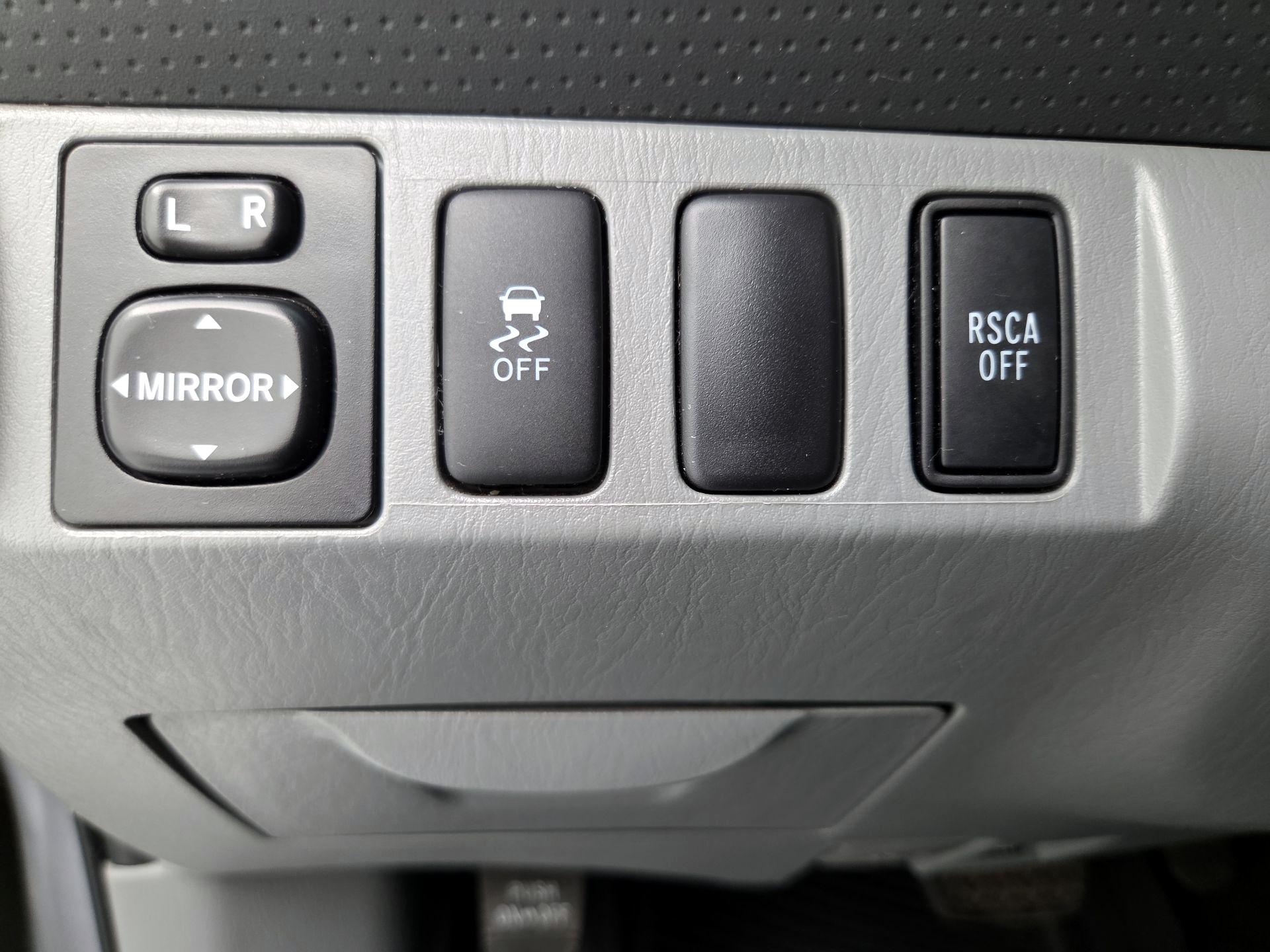 Thumbnail: 2014 Toyota Tacoma - 13