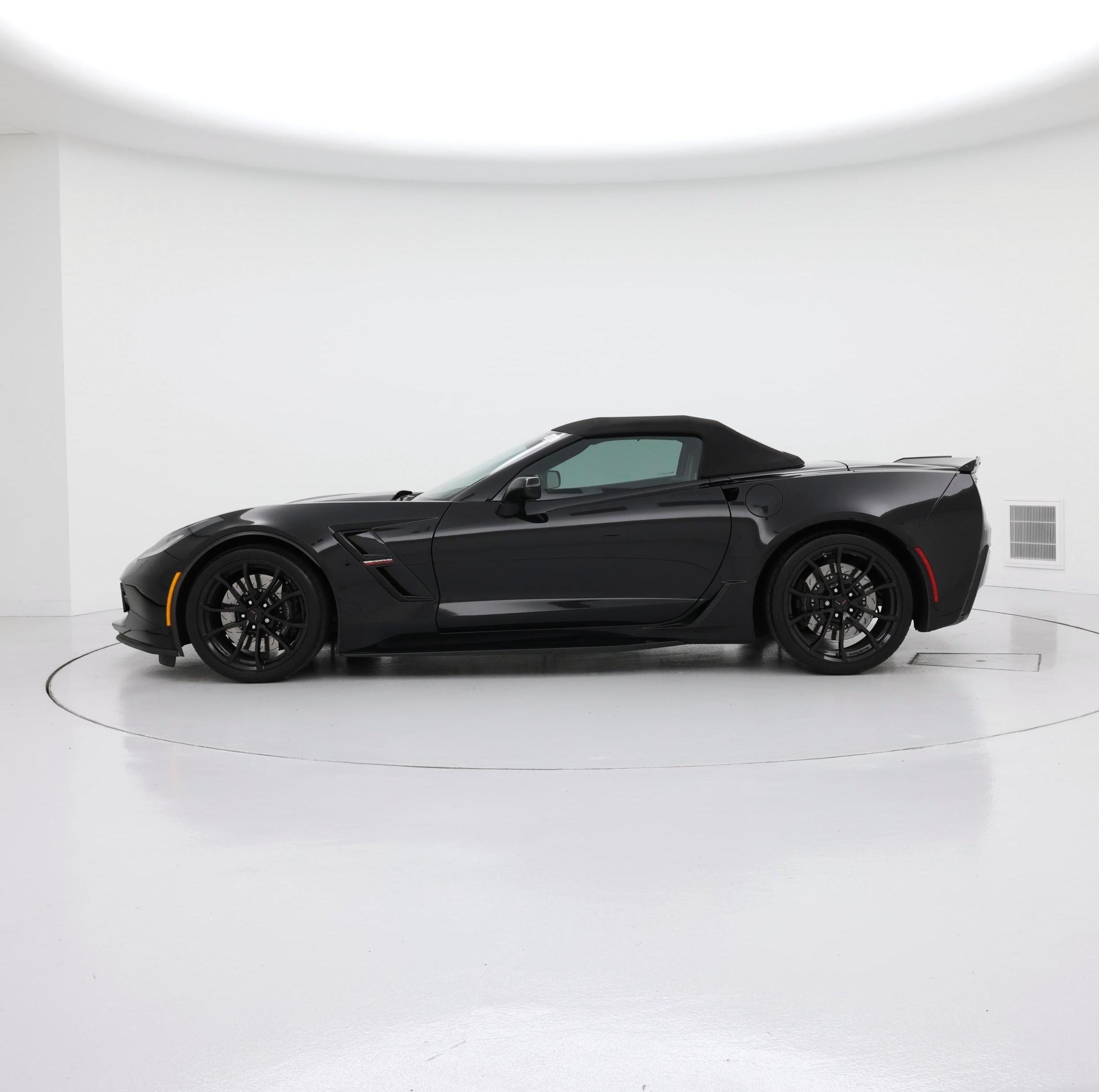 Thumbnail: 2019 Chevrolet Corvette - 3