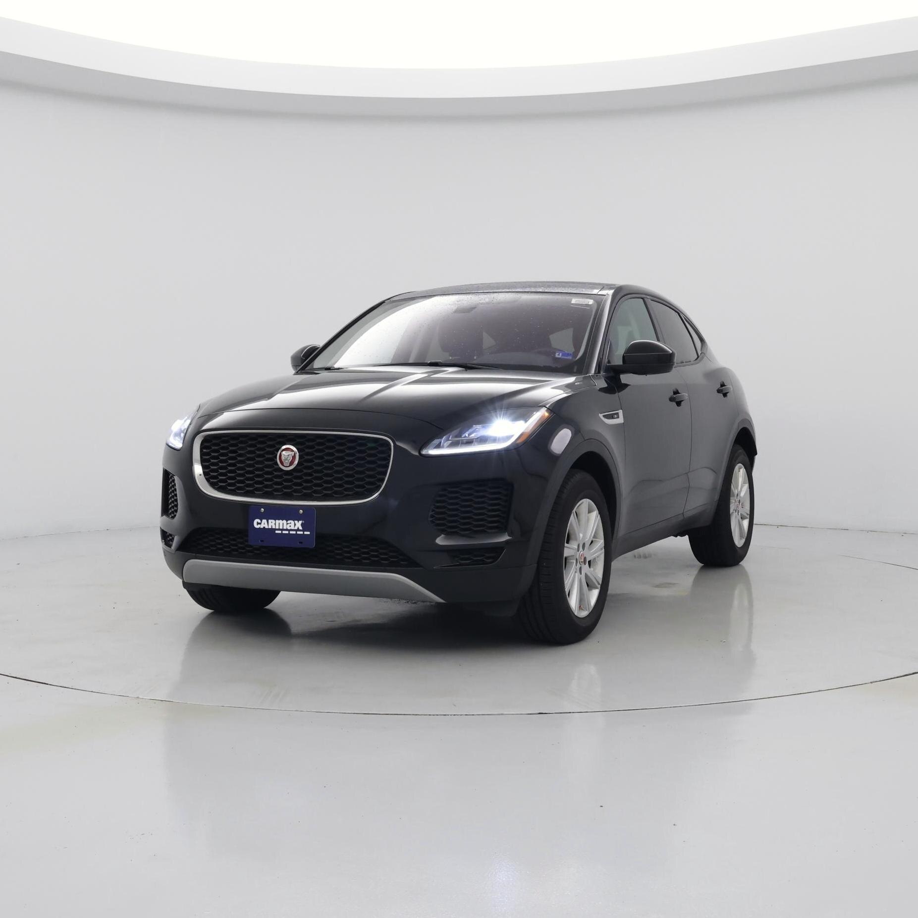 Thumbnail: 2019 Jaguar E-Pace - 4