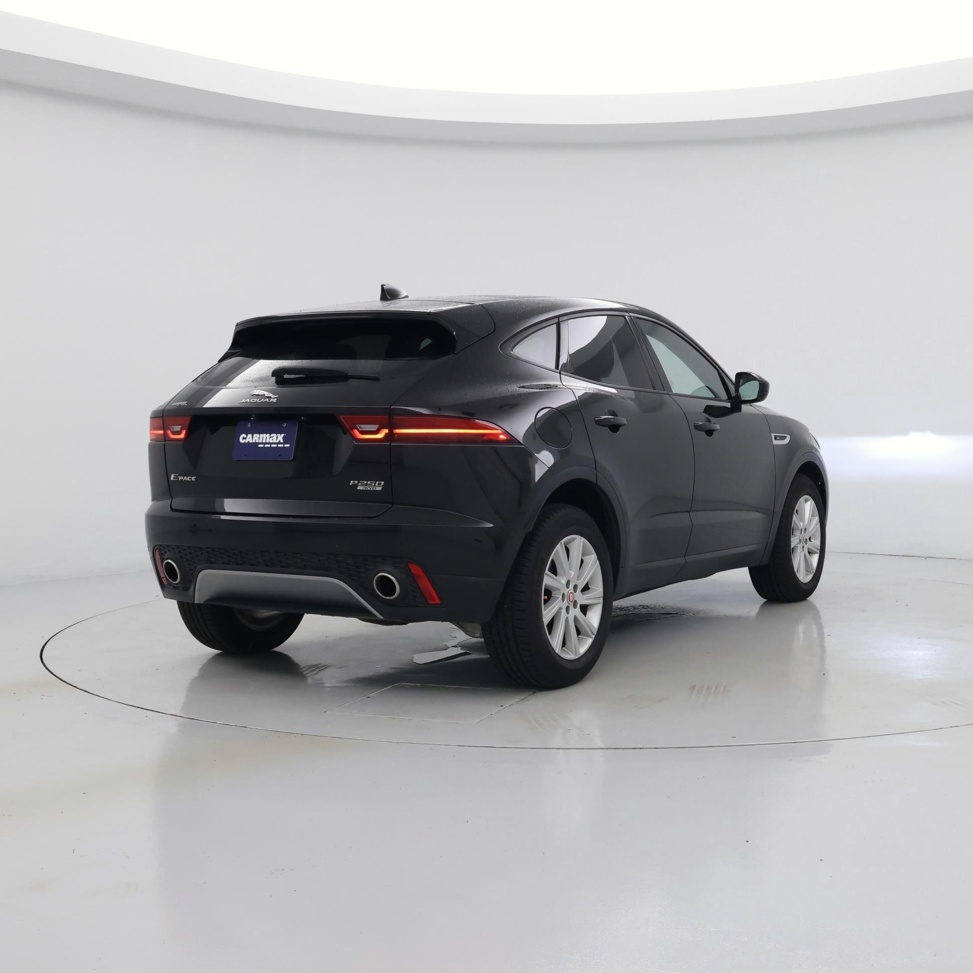 Thumbnail: 2019 Jaguar E-Pace - 8