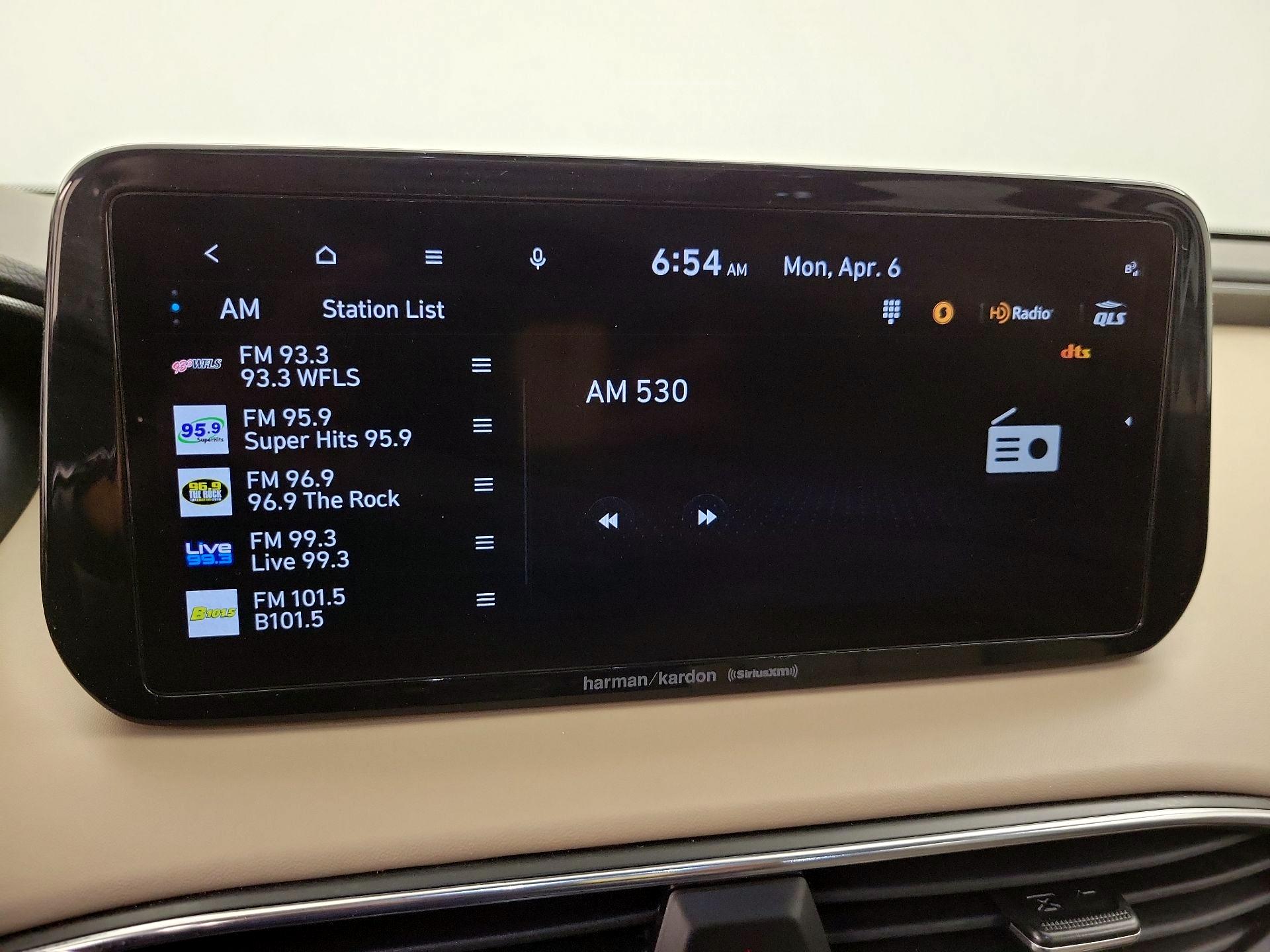 Thumbnail: 2023 Hyundai Santa Fe - 16