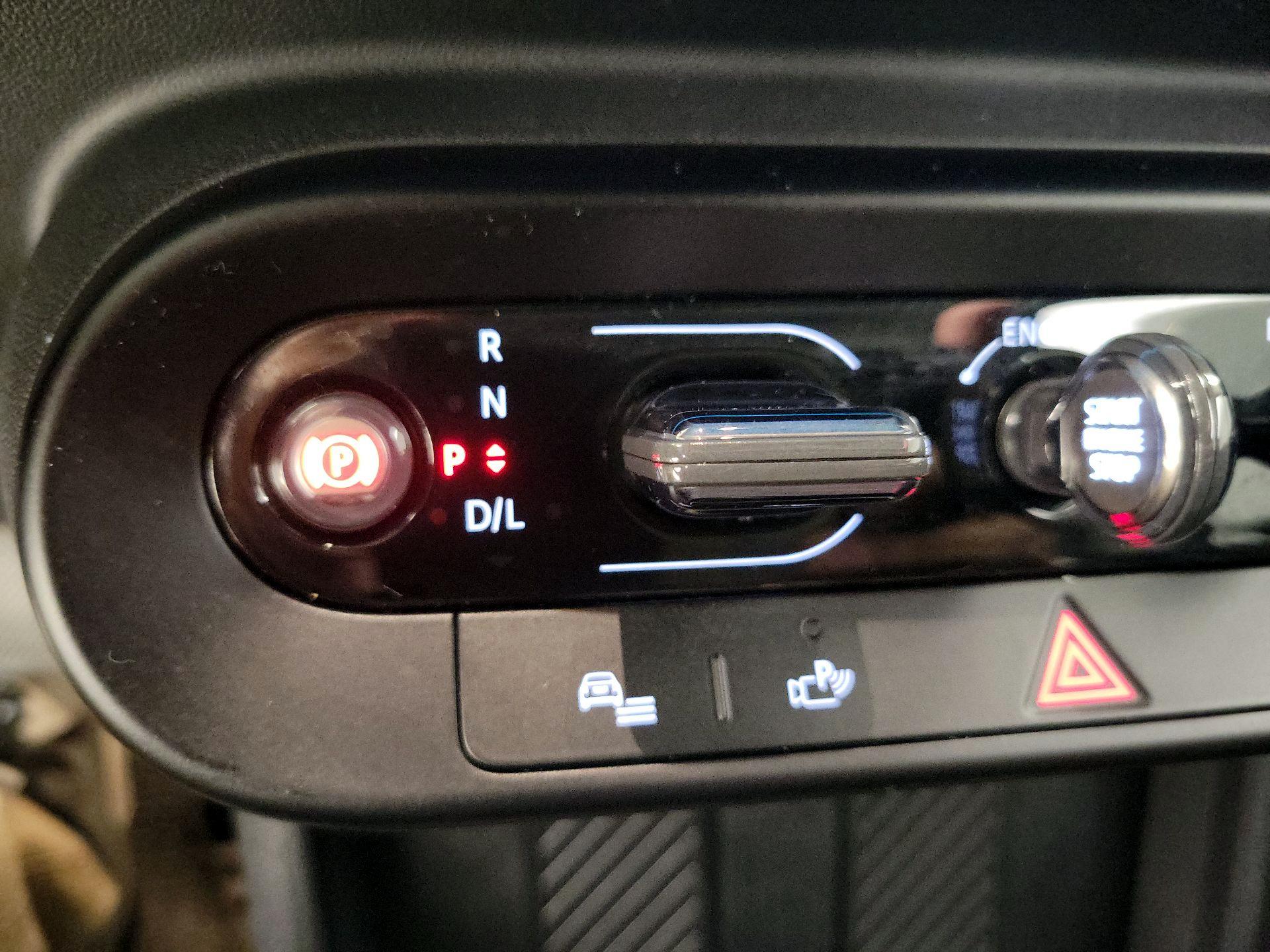 Thumbnail: 2025 MINI Cooper Hardtop - 16