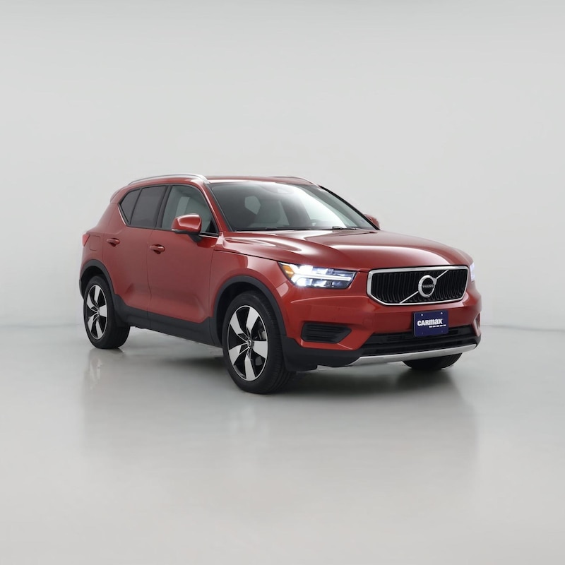 2020 Volvo XC40 T5 Momentum
