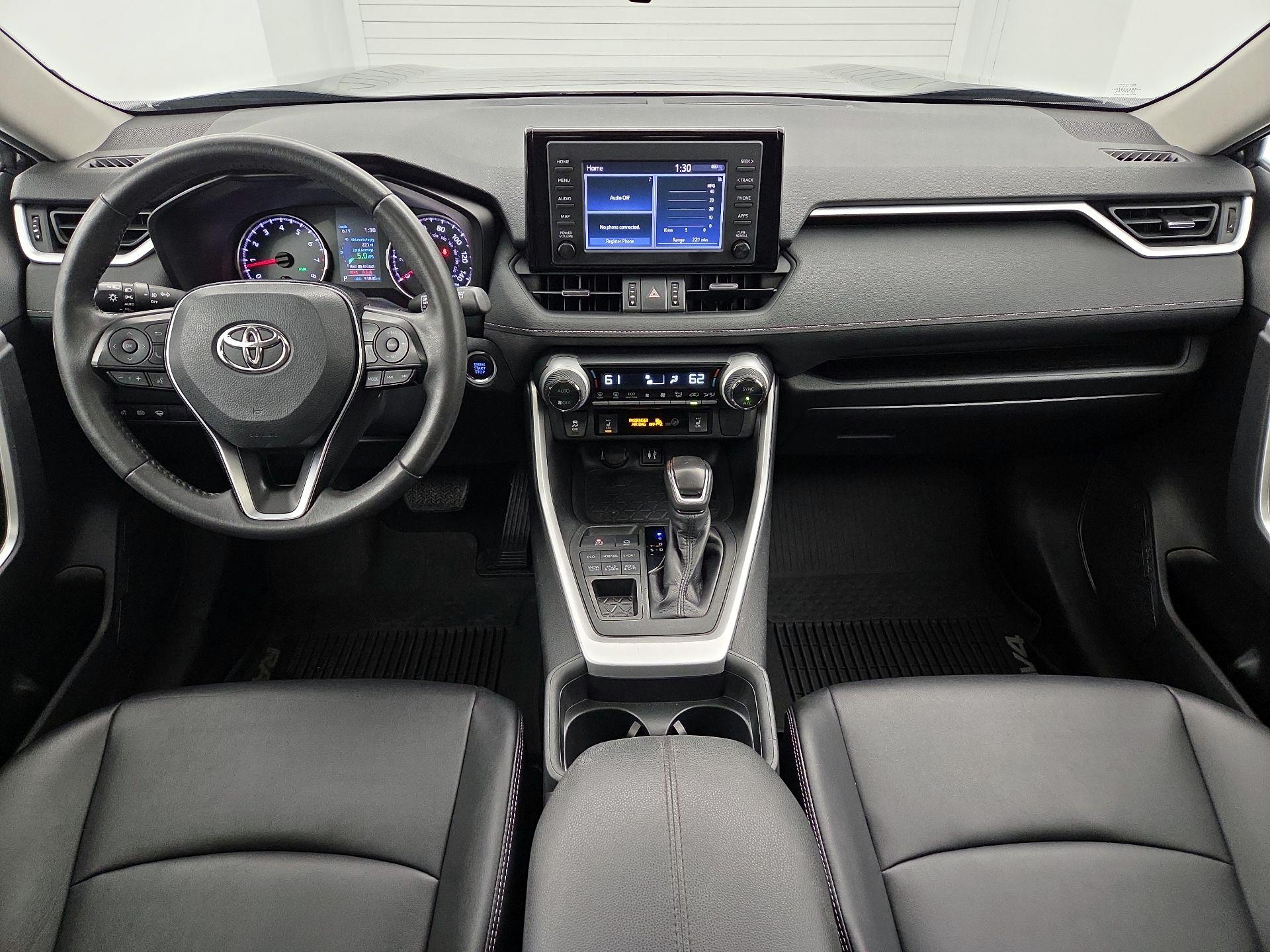 Thumbnail: 2019 Toyota RAV4 - 9