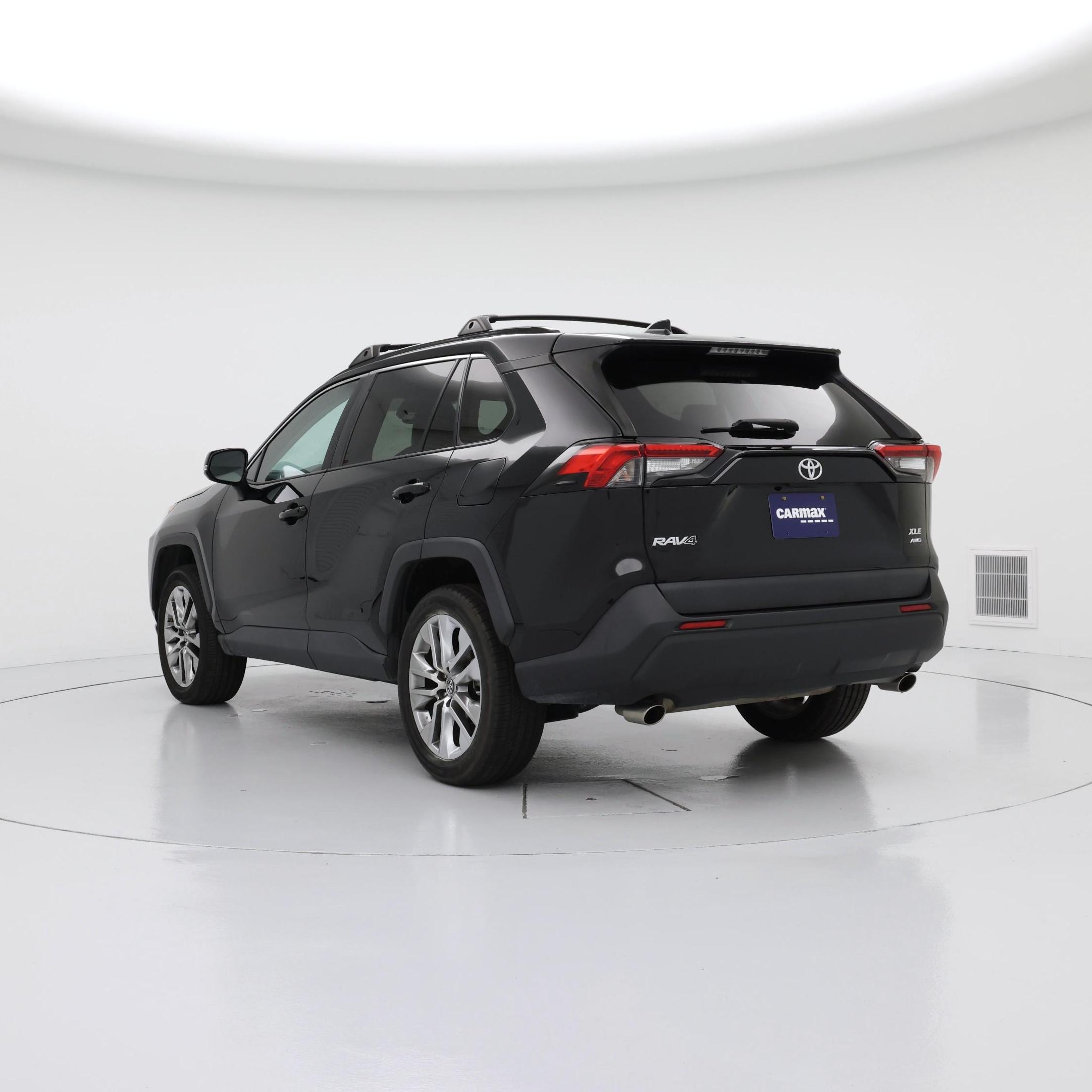 Thumbnail: 2019 Toyota RAV4 - 2