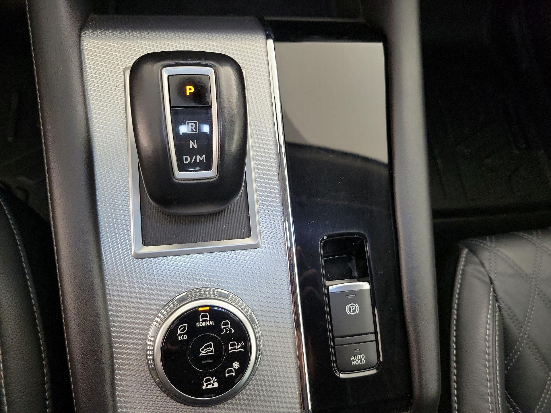 Thumbnail: 2022 Mitsubishi Outlander - 18