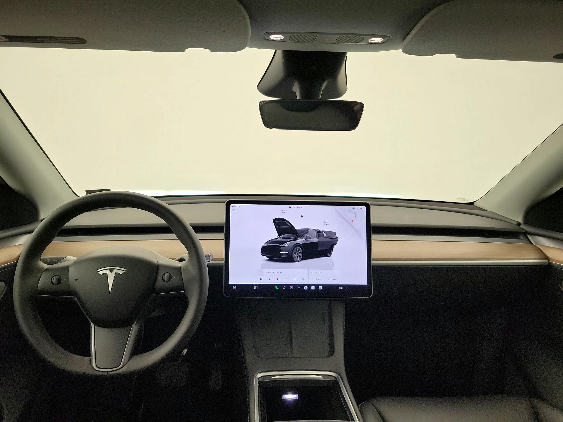 Thumbnail: 2024 Tesla Model Y - 9