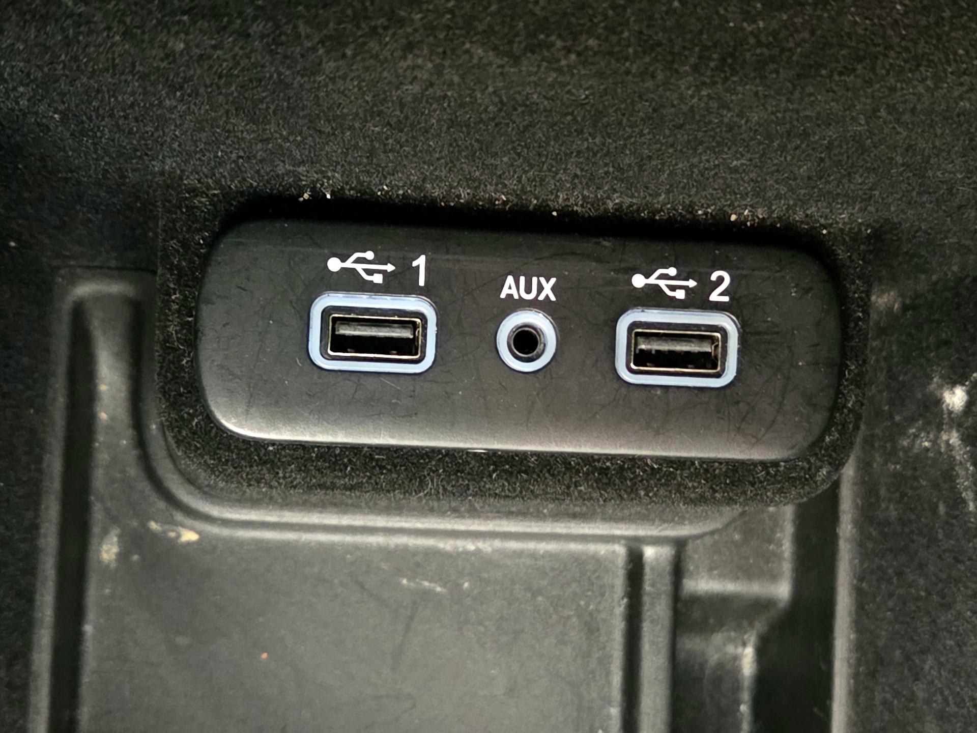 Thumbnail: 2019 Dodge Charger - 18