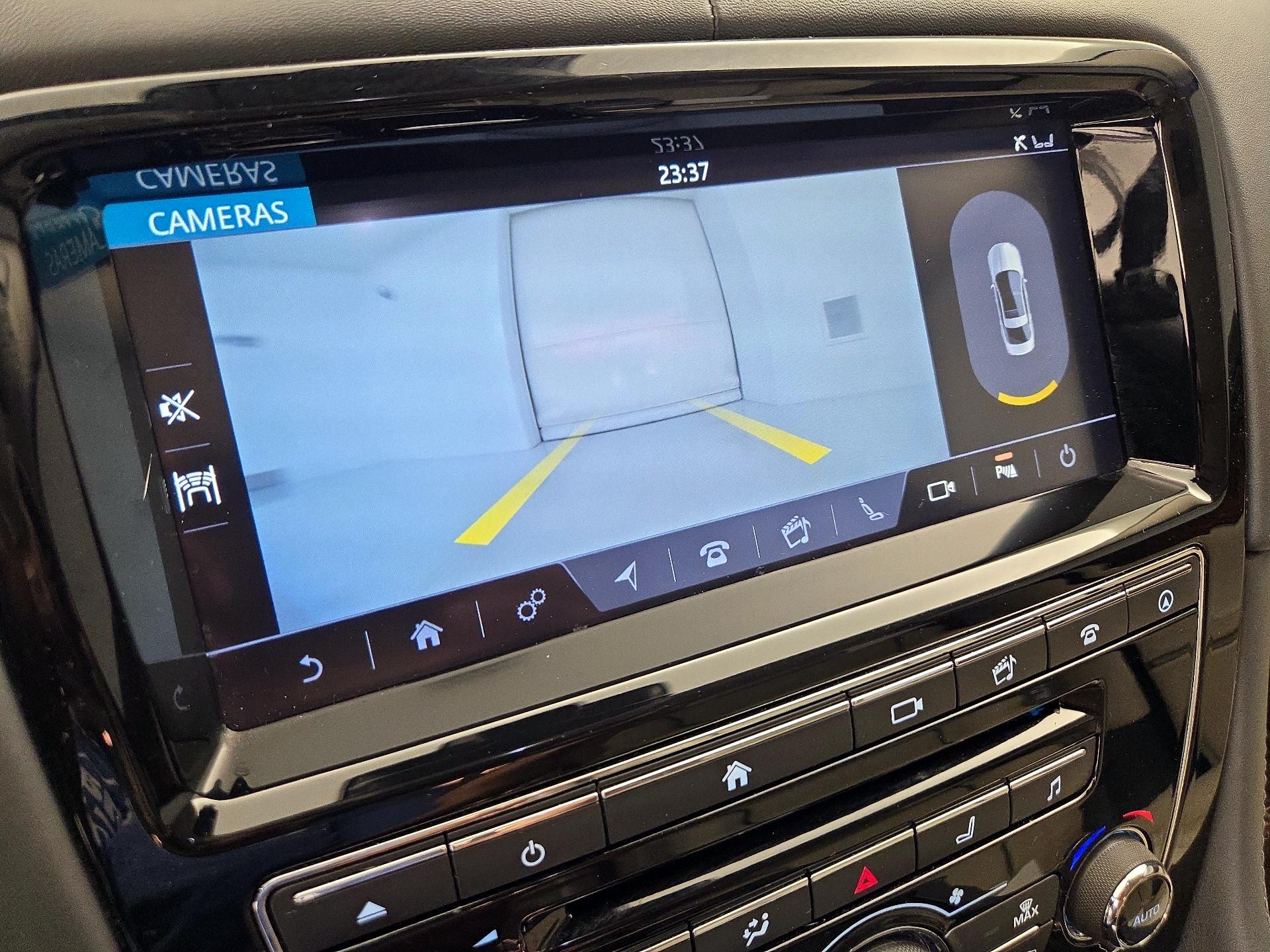 Thumbnail: 2019 Jaguar XJ - 15