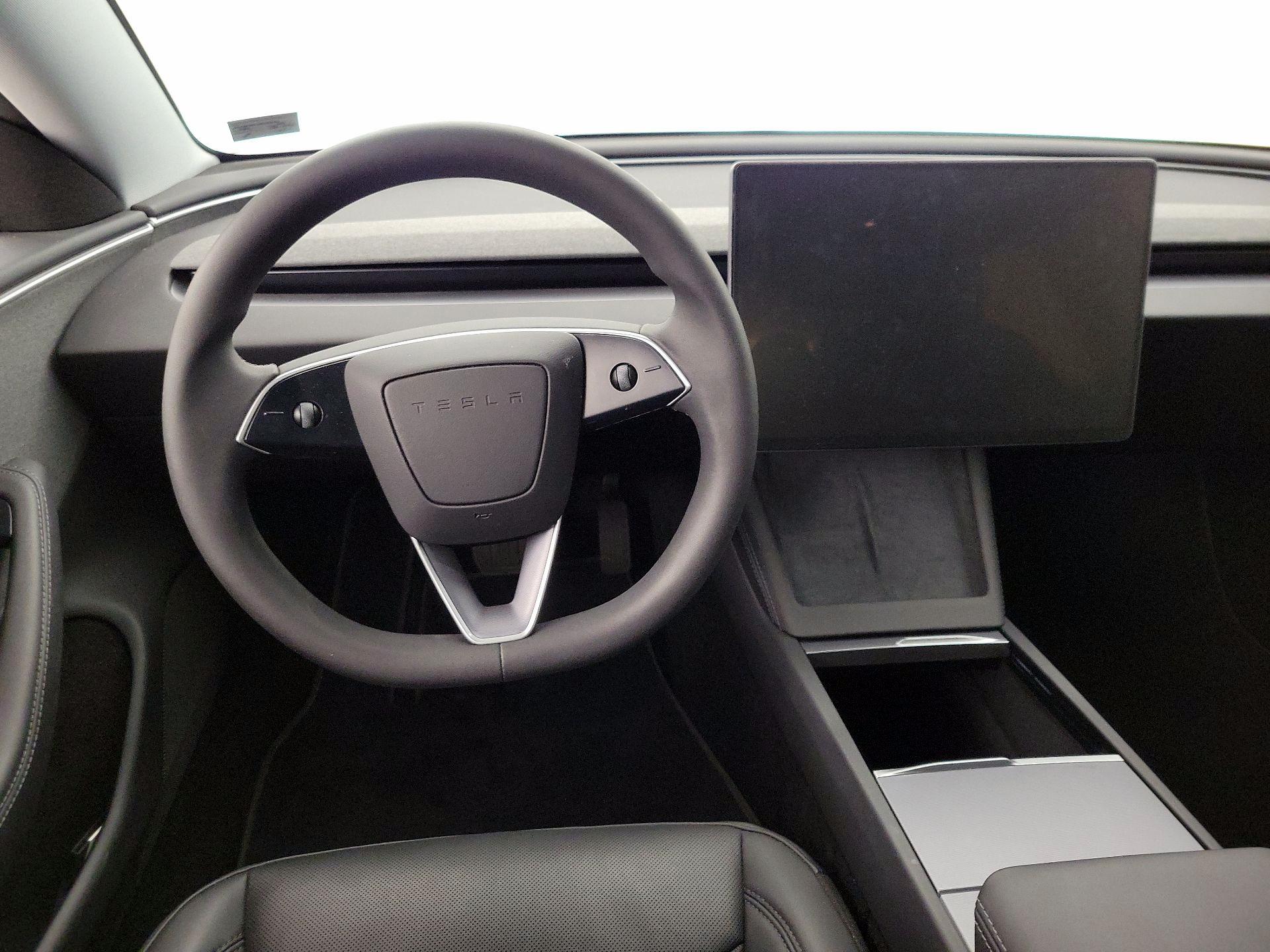 Thumbnail: 2025 Tesla Model 3 - 10