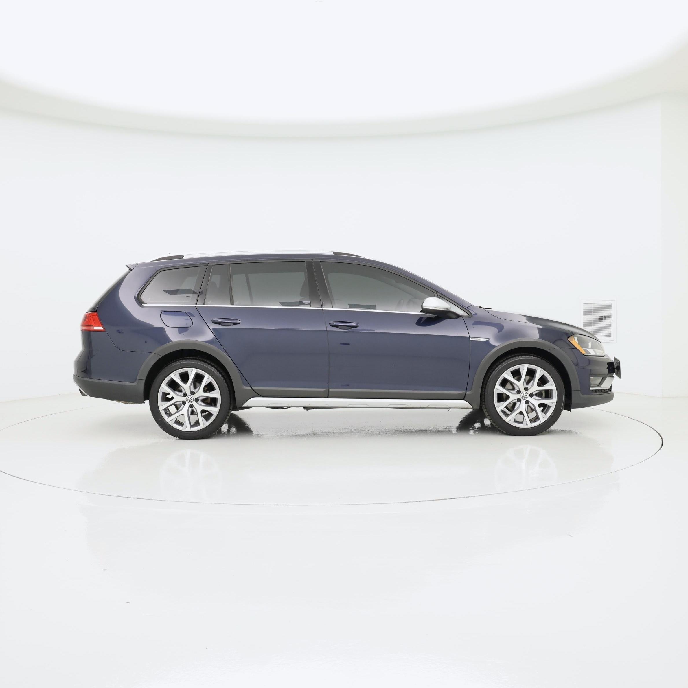 Thumbnail: 2017 Volkswagen Golf - 7