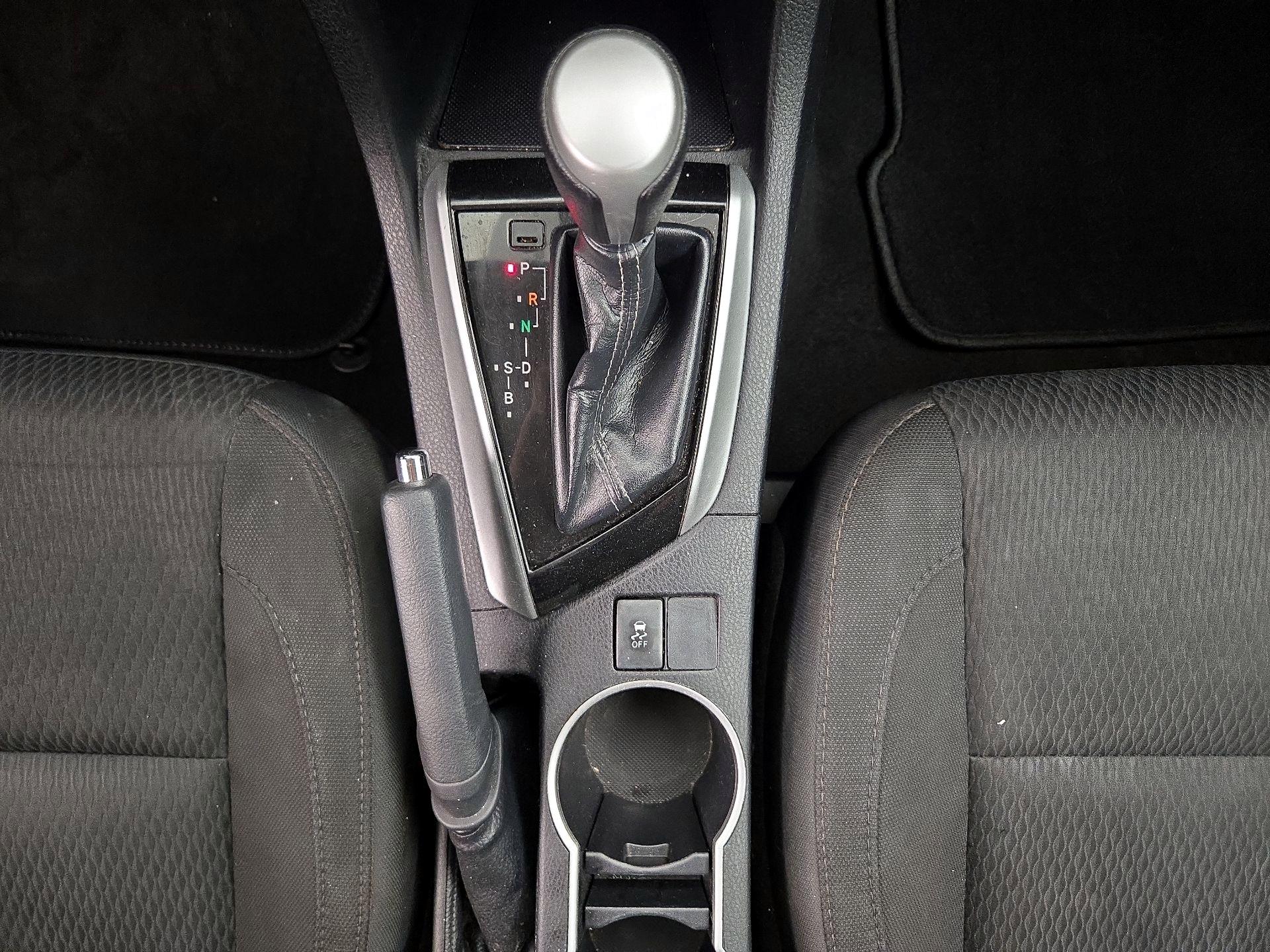 Thumbnail: 2019 Toyota Corolla - 17