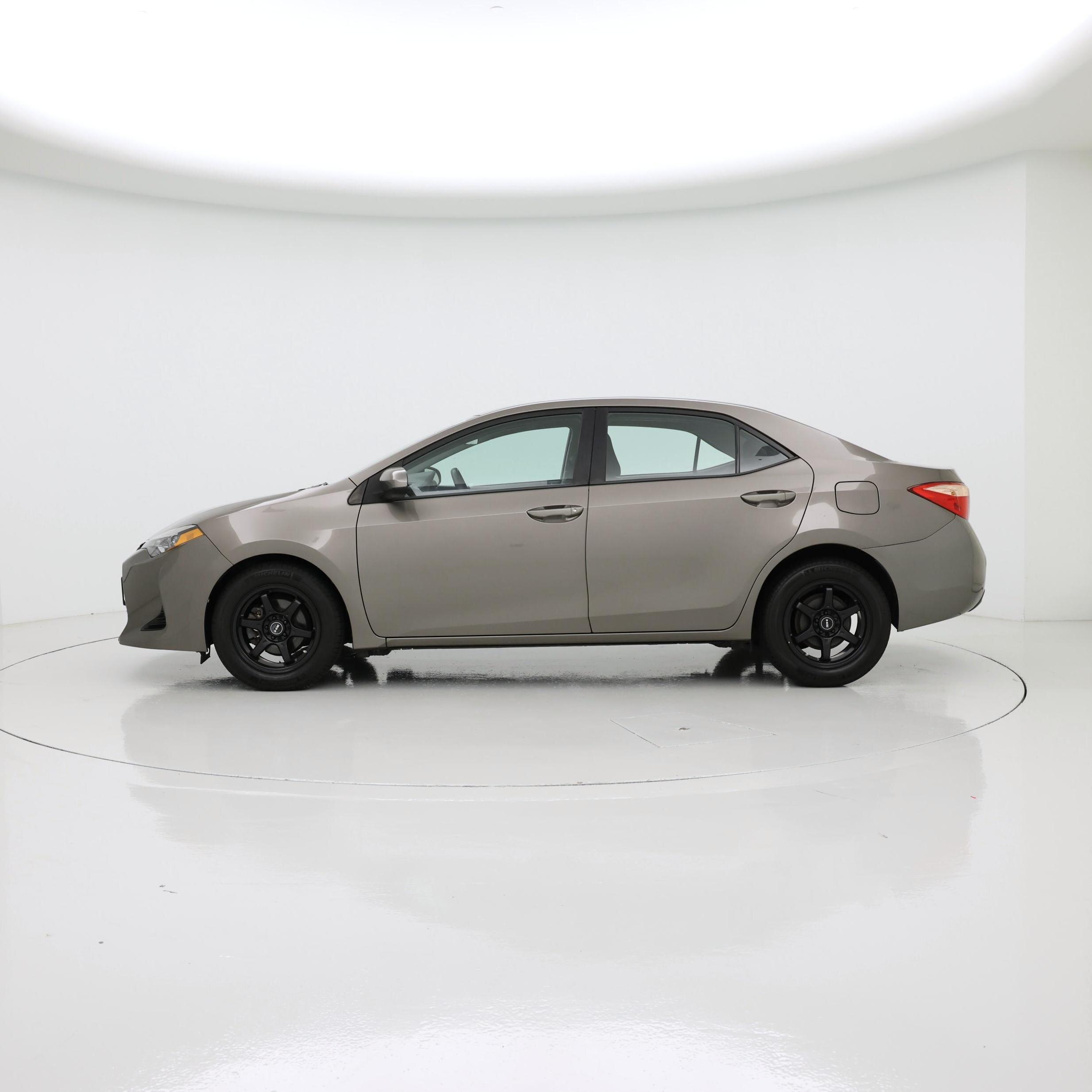 Thumbnail: 2019 Toyota Corolla - 3