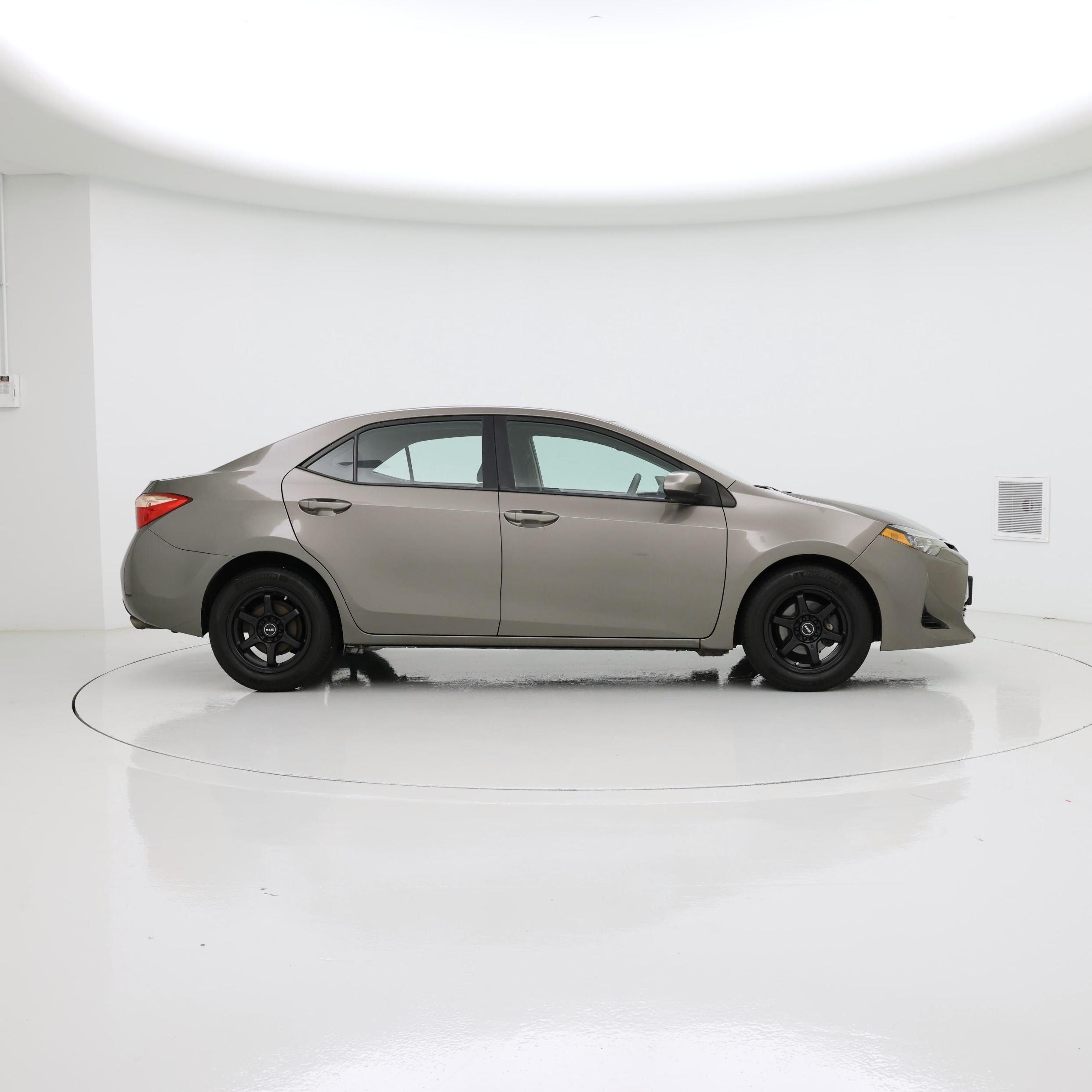 Thumbnail: 2019 Toyota Corolla - 7