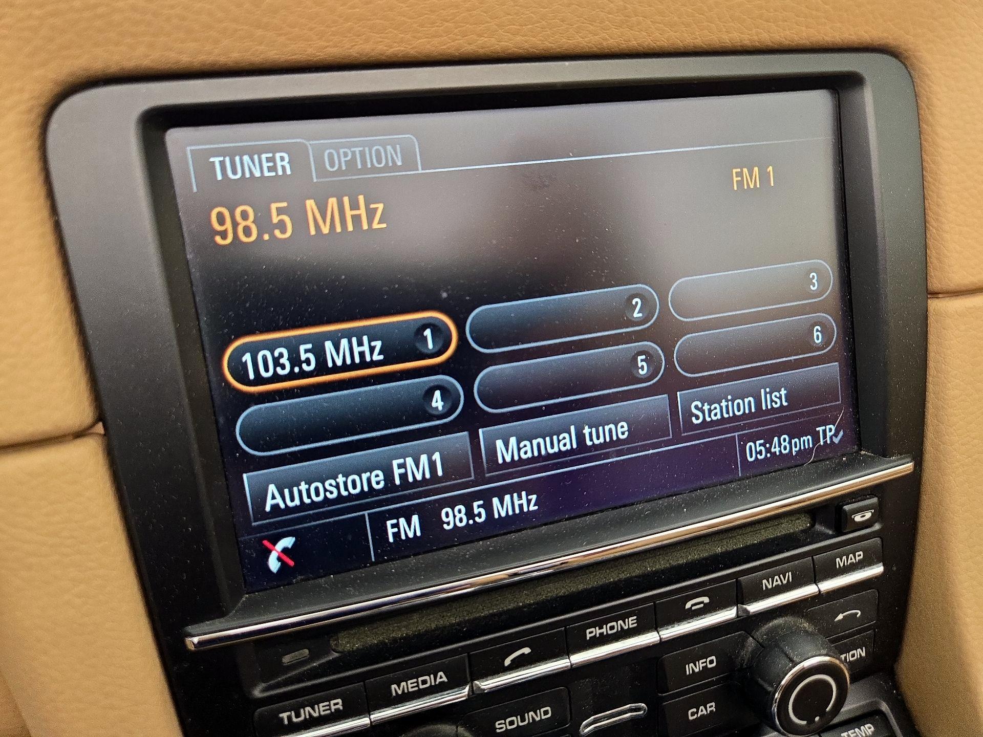 Thumbnail: 2016 Porsche Boxster - 16