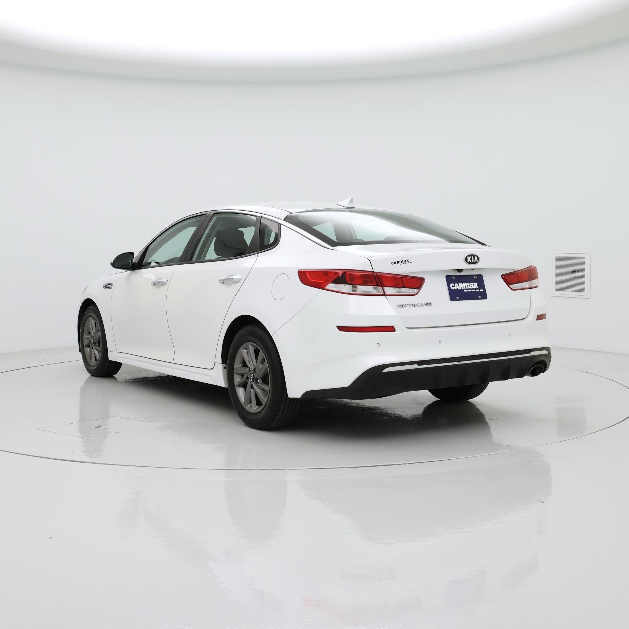 Thumbnail: 2020 Kia Optima - 2