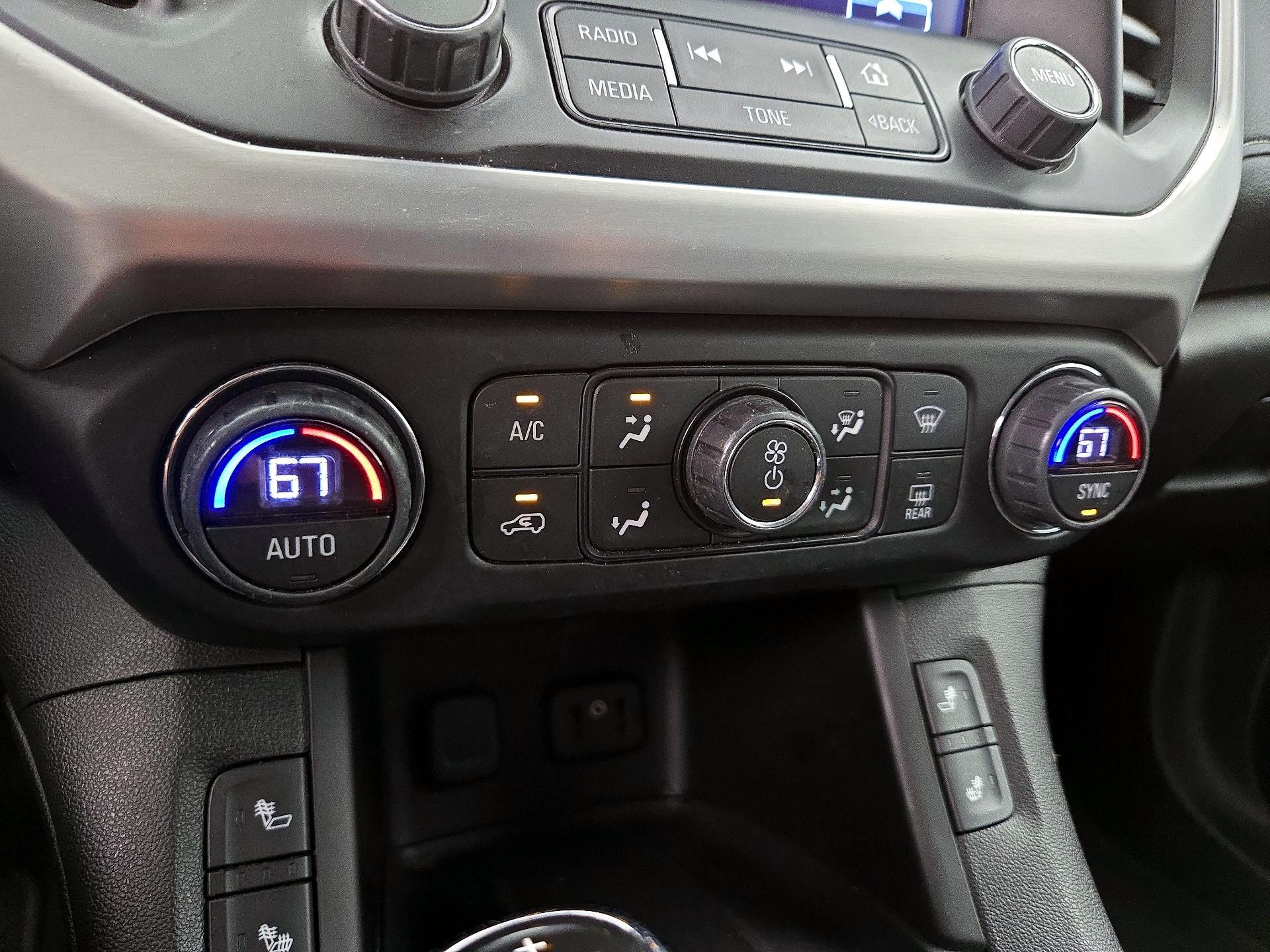 Thumbnail: 2017 GMC Acadia - 17