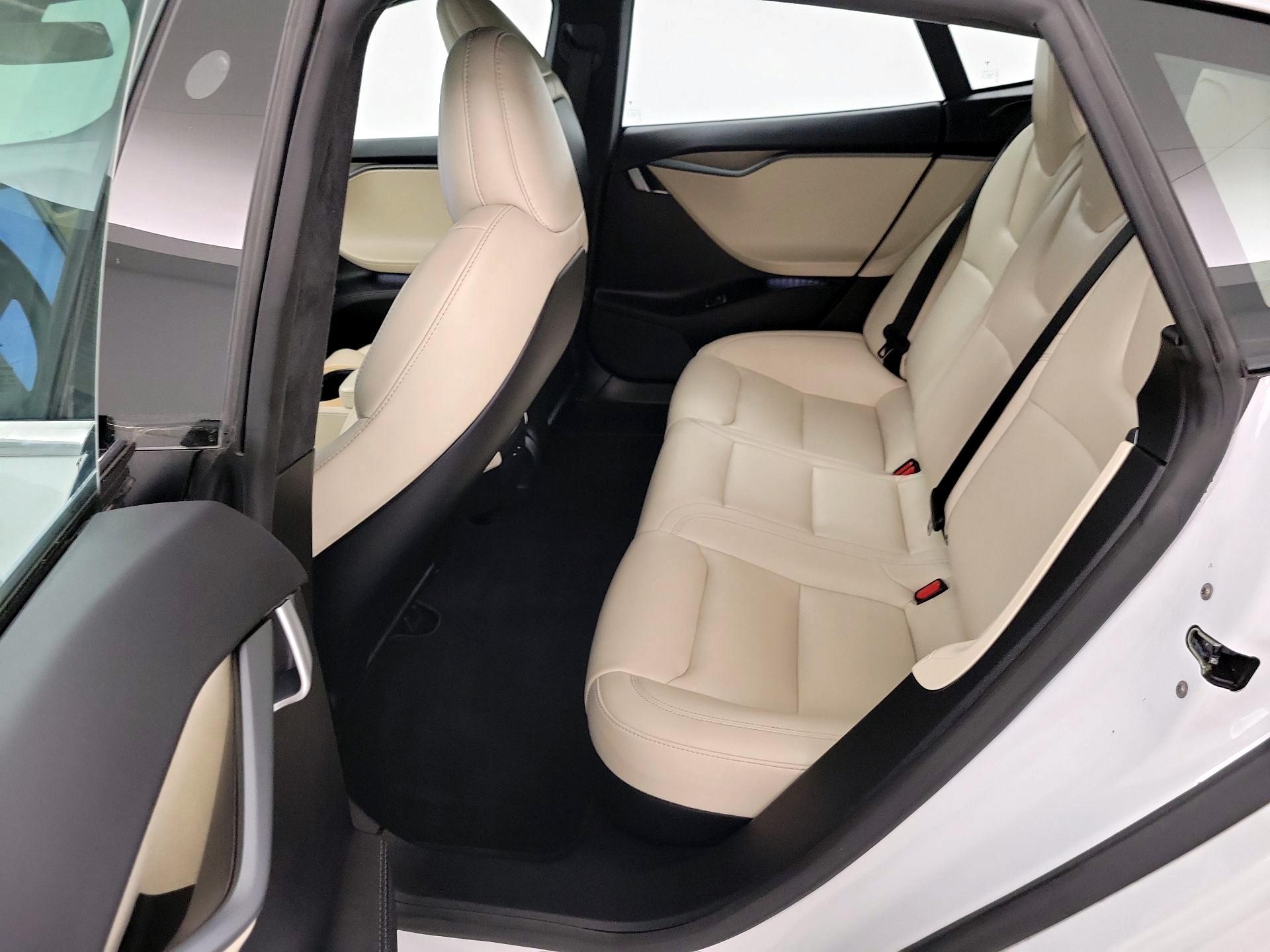 Thumbnail: 2021 Tesla Model S - 19