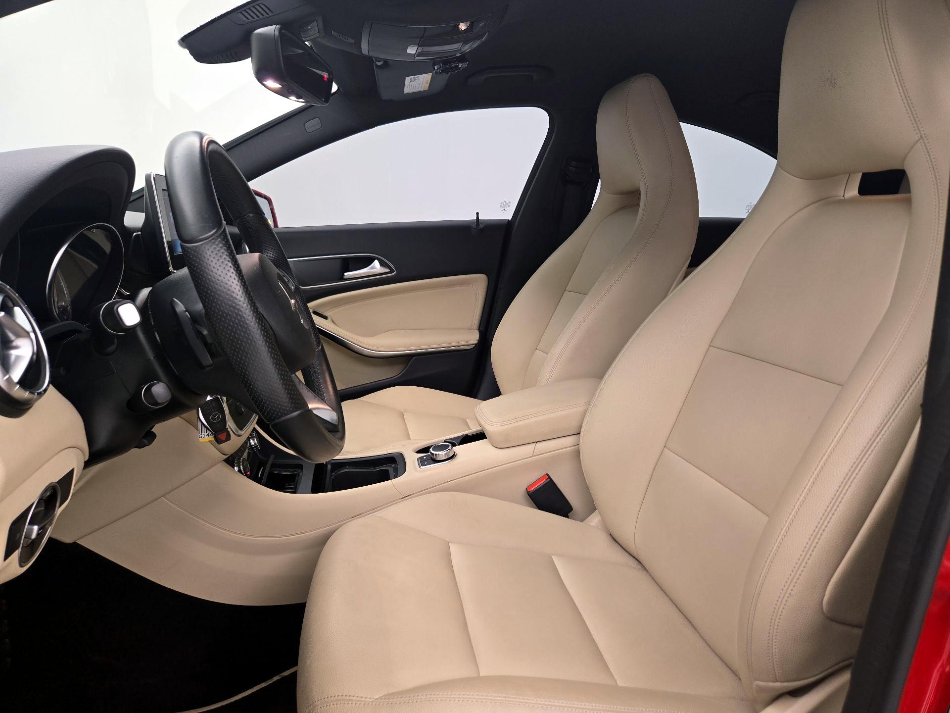 Thumbnail: 2015 Mercedes-Benz CLA - 11