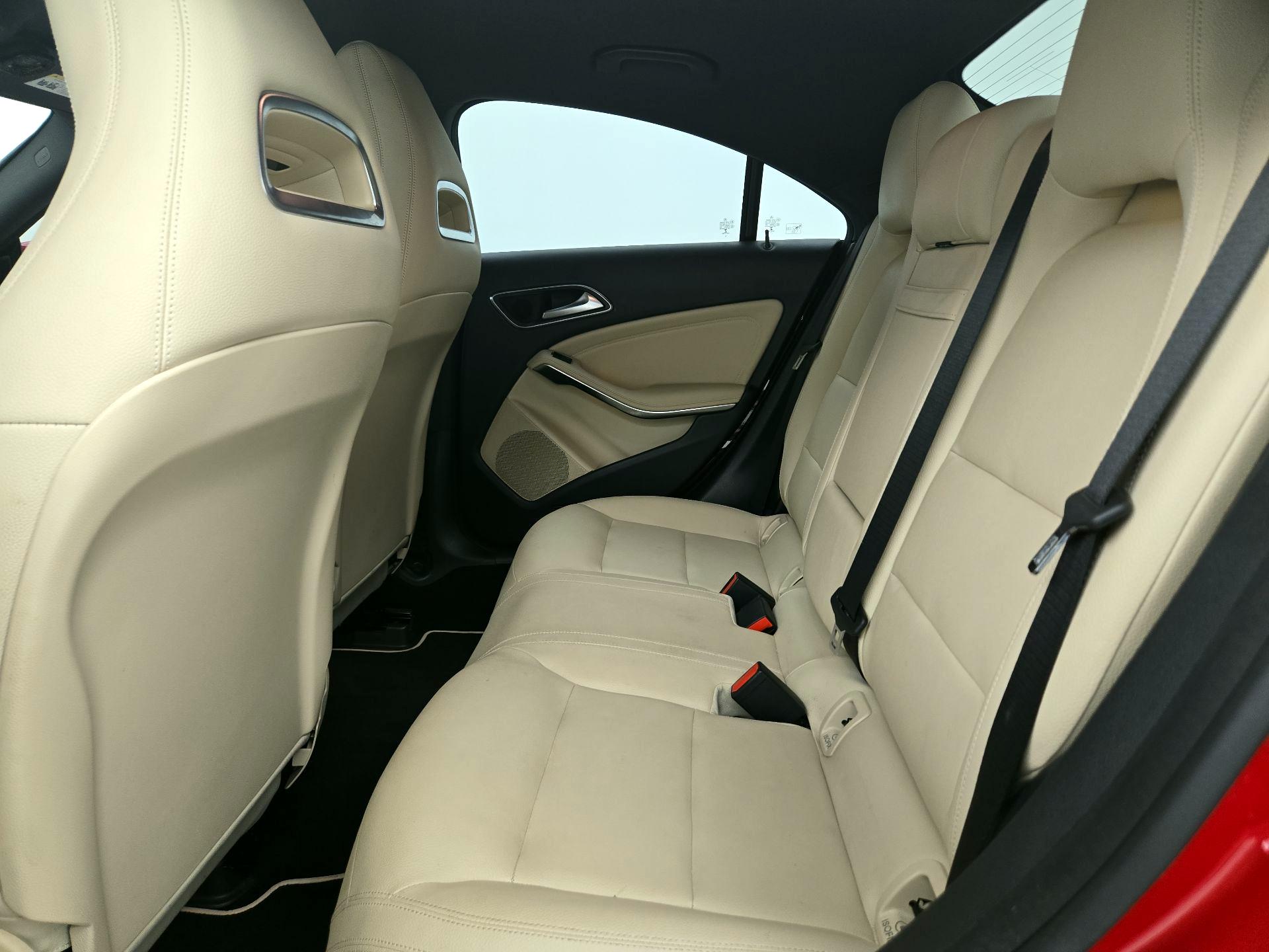 Thumbnail: 2015 Mercedes-Benz CLA - 20