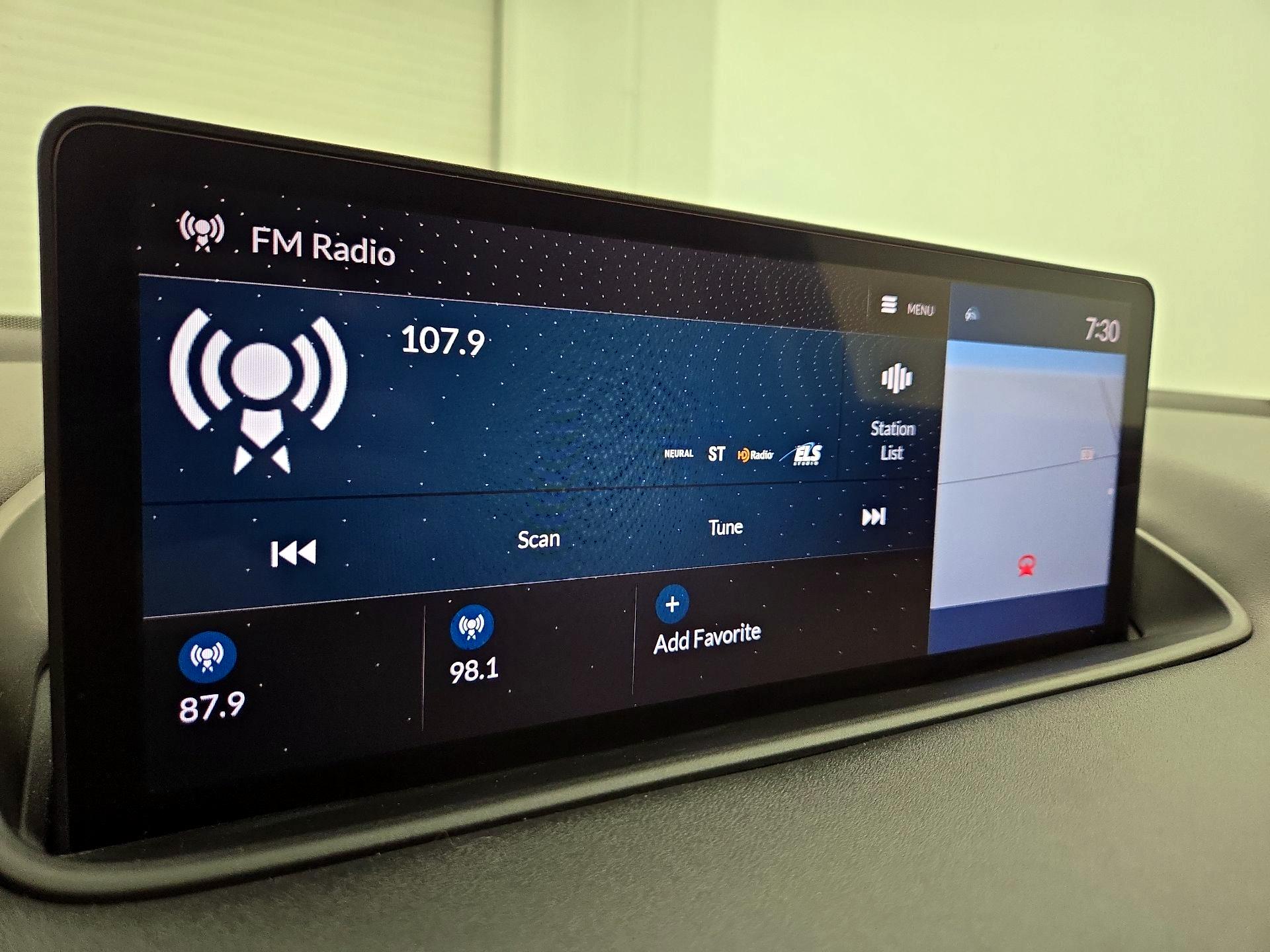 Thumbnail: 2022 Acura MDX - 16