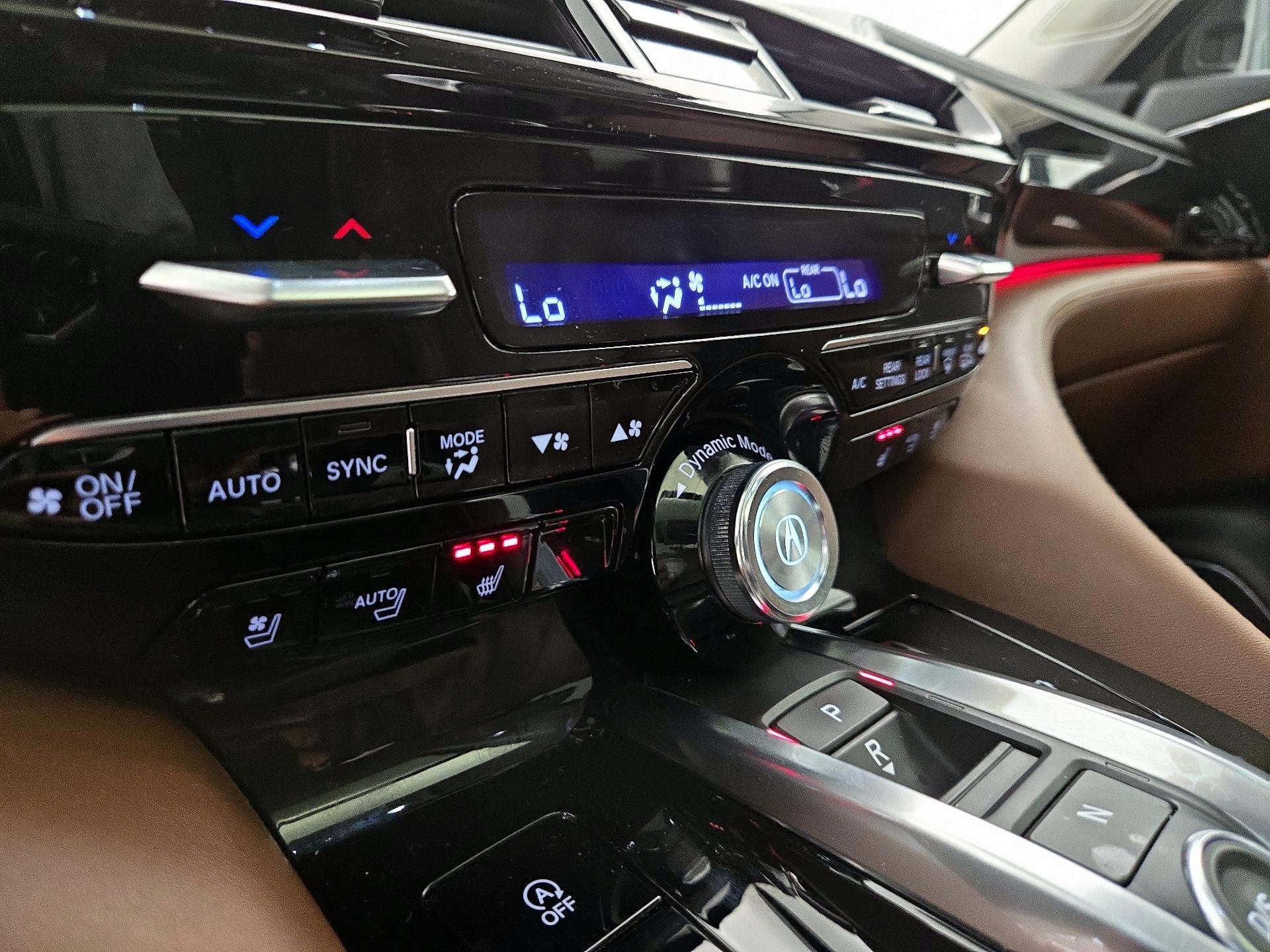 Thumbnail: 2022 Acura MDX - 17