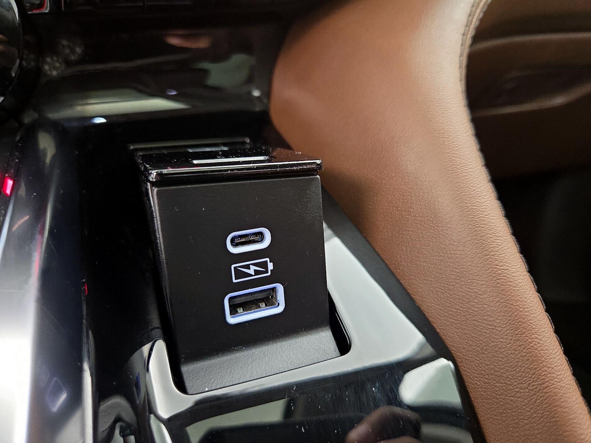 Thumbnail: 2022 Acura MDX - 19