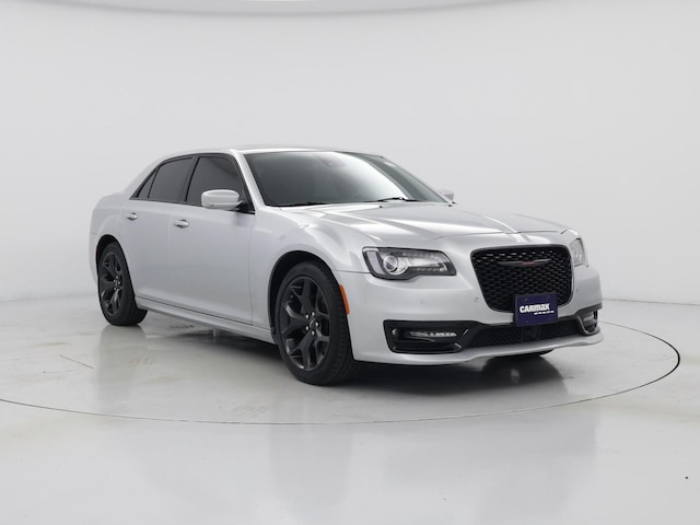 Silver 2022 Chrysler 300 S V8 RWD Sedan Rear-Wheel Drive Automatic