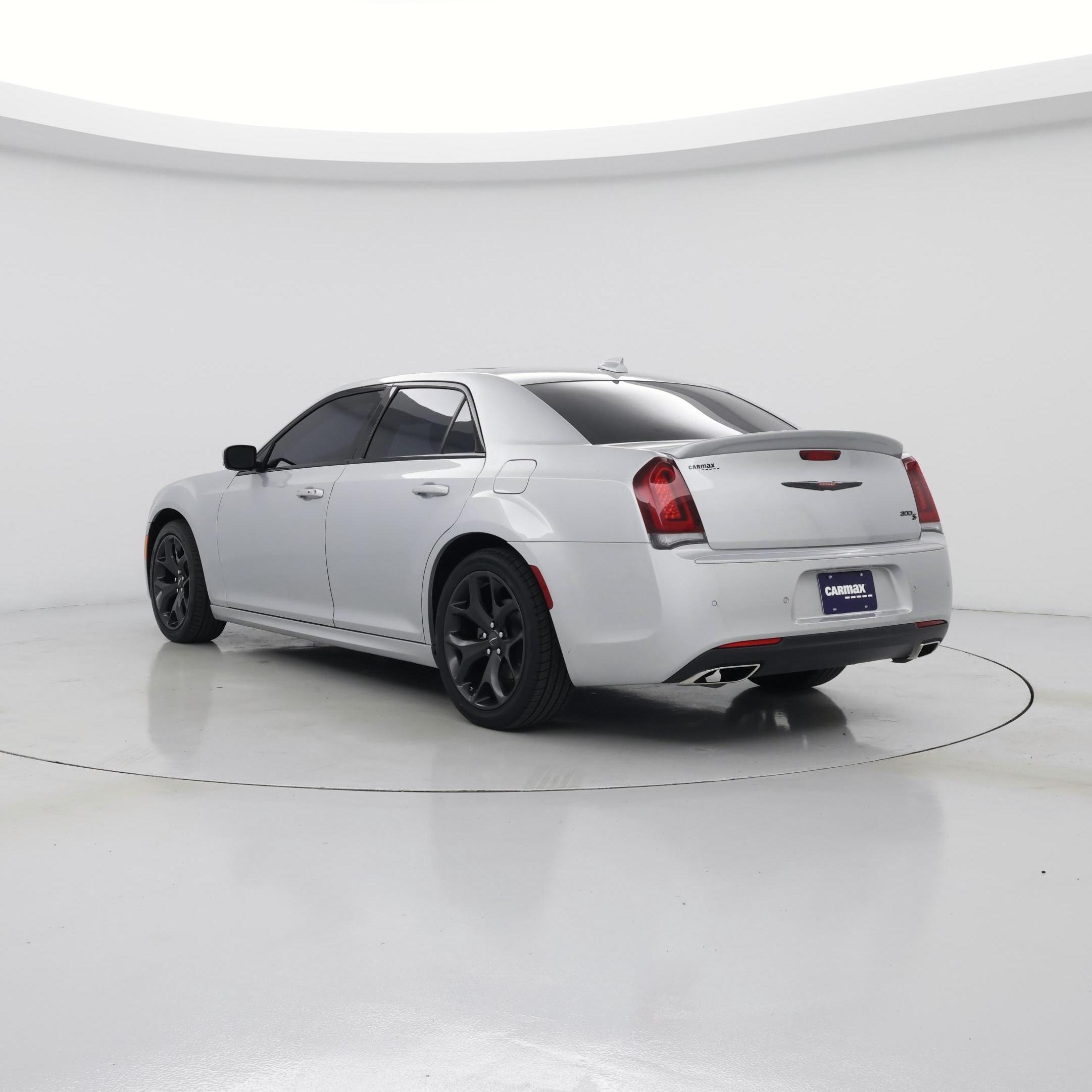 Thumbnail: 2022 Chrysler 300 - 2