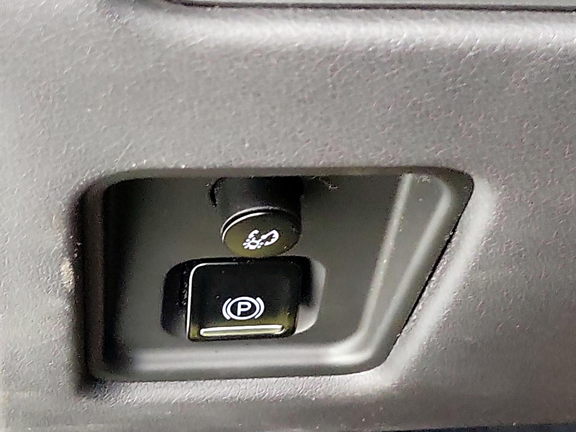 Thumbnail: 2023 Chevrolet Corvette - 13