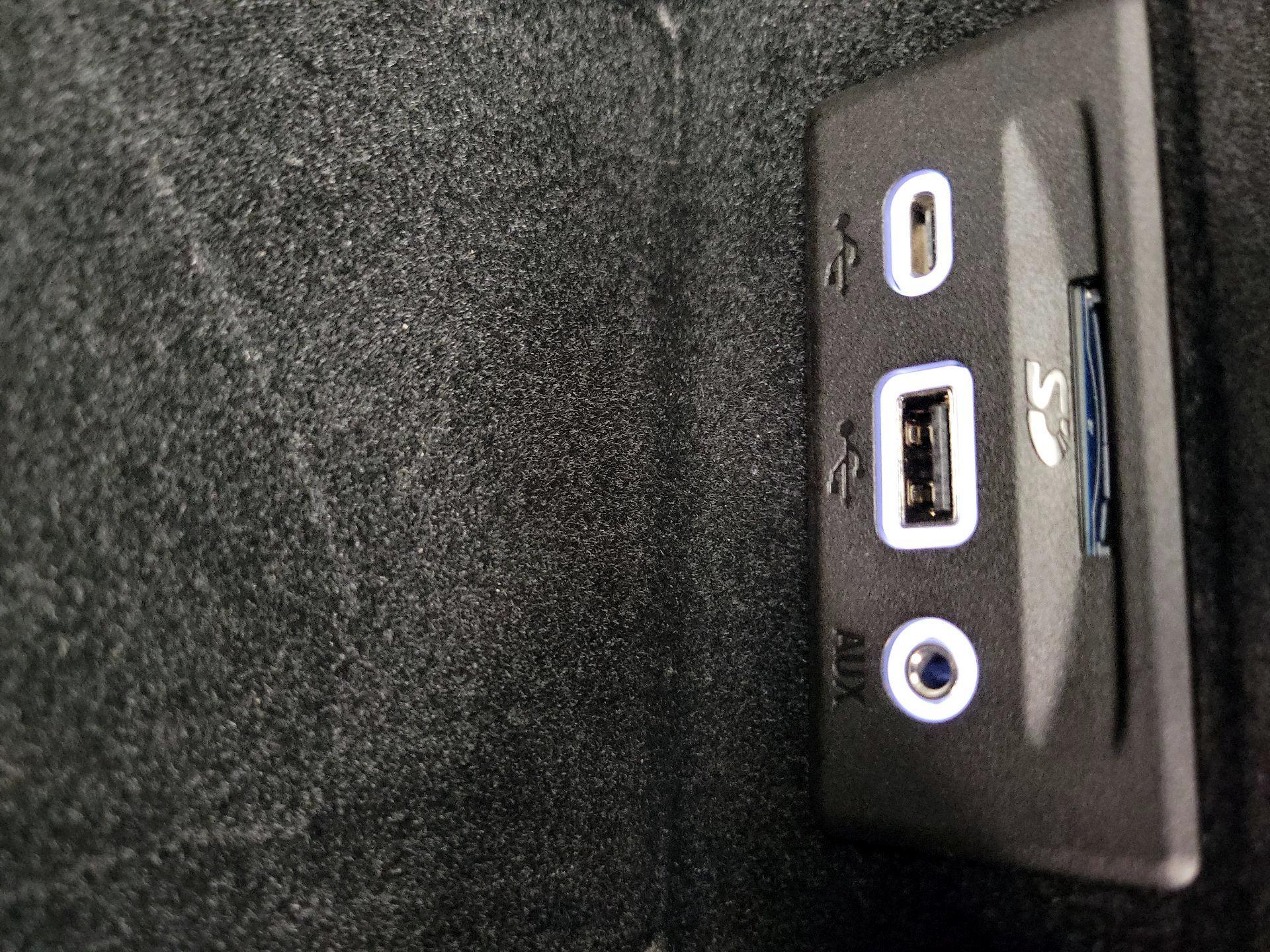 Thumbnail: 2023 Chevrolet Corvette - 18