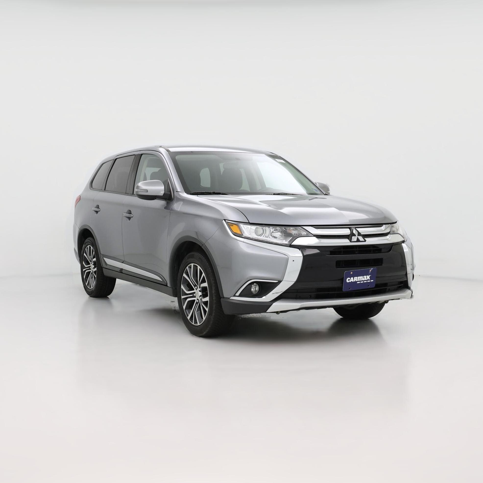 Thumbnail: 2018 Mitsubishi Outlander - 1
