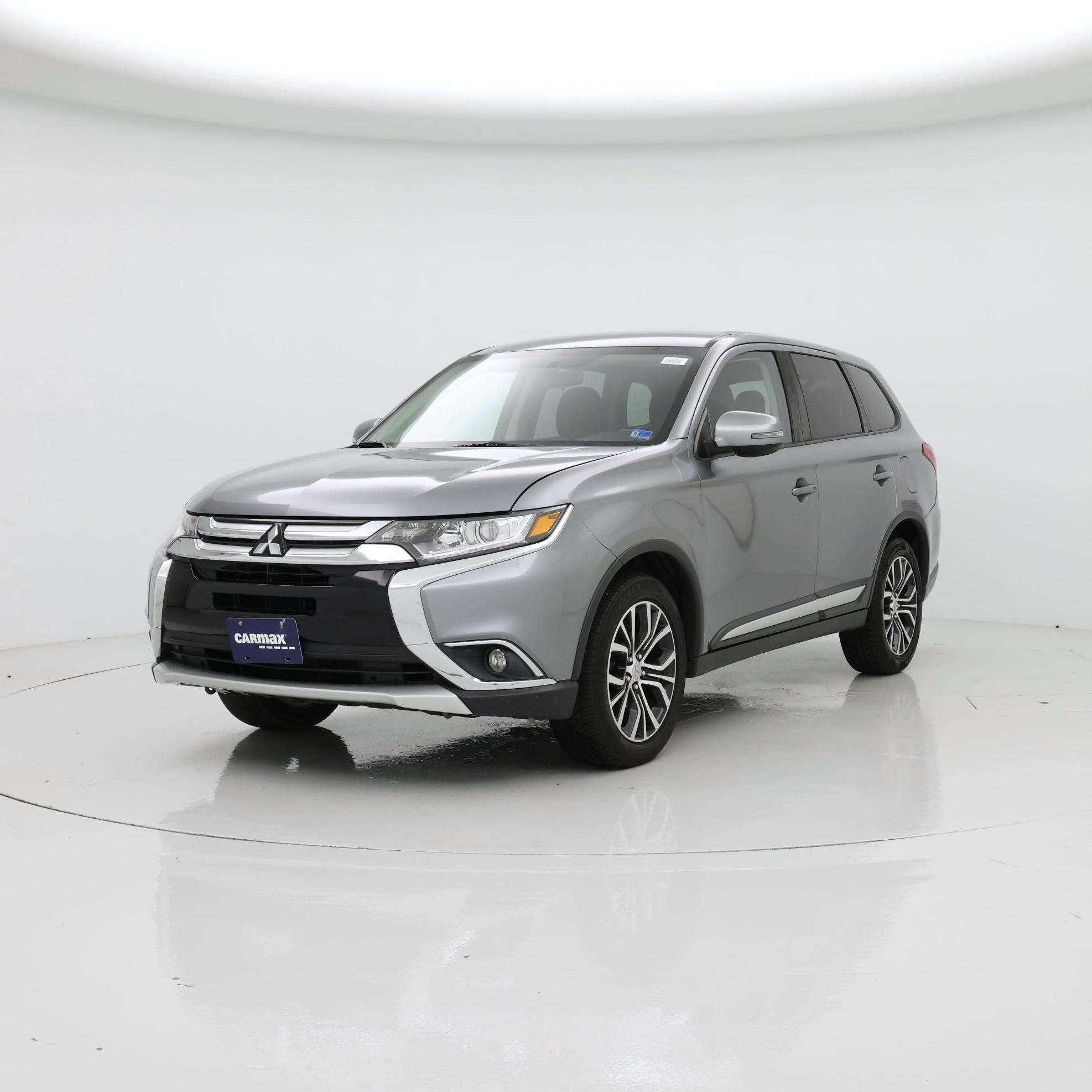 Thumbnail: 2018 Mitsubishi Outlander - 4
