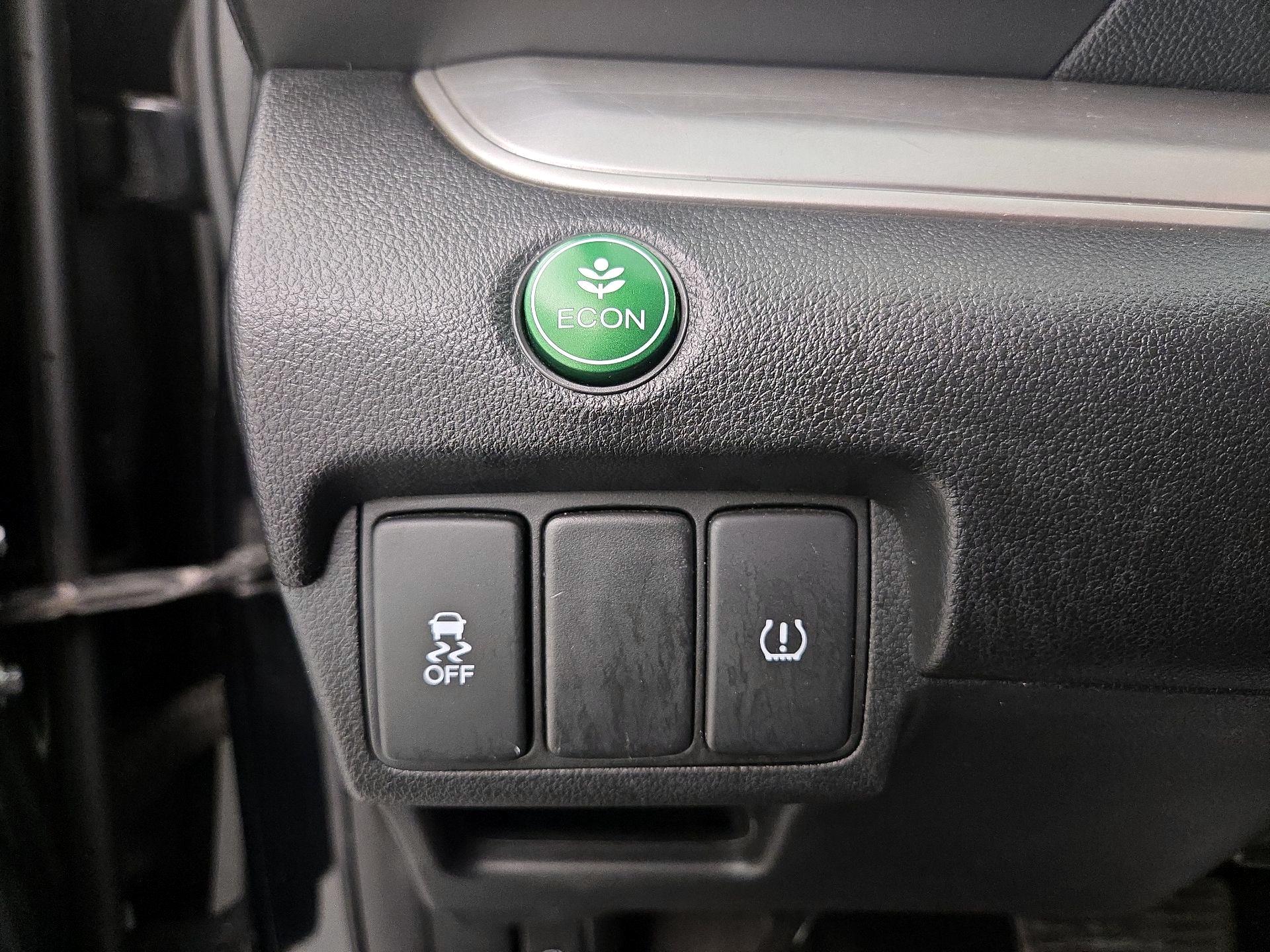 Thumbnail: 2016 Honda CR-V - 13