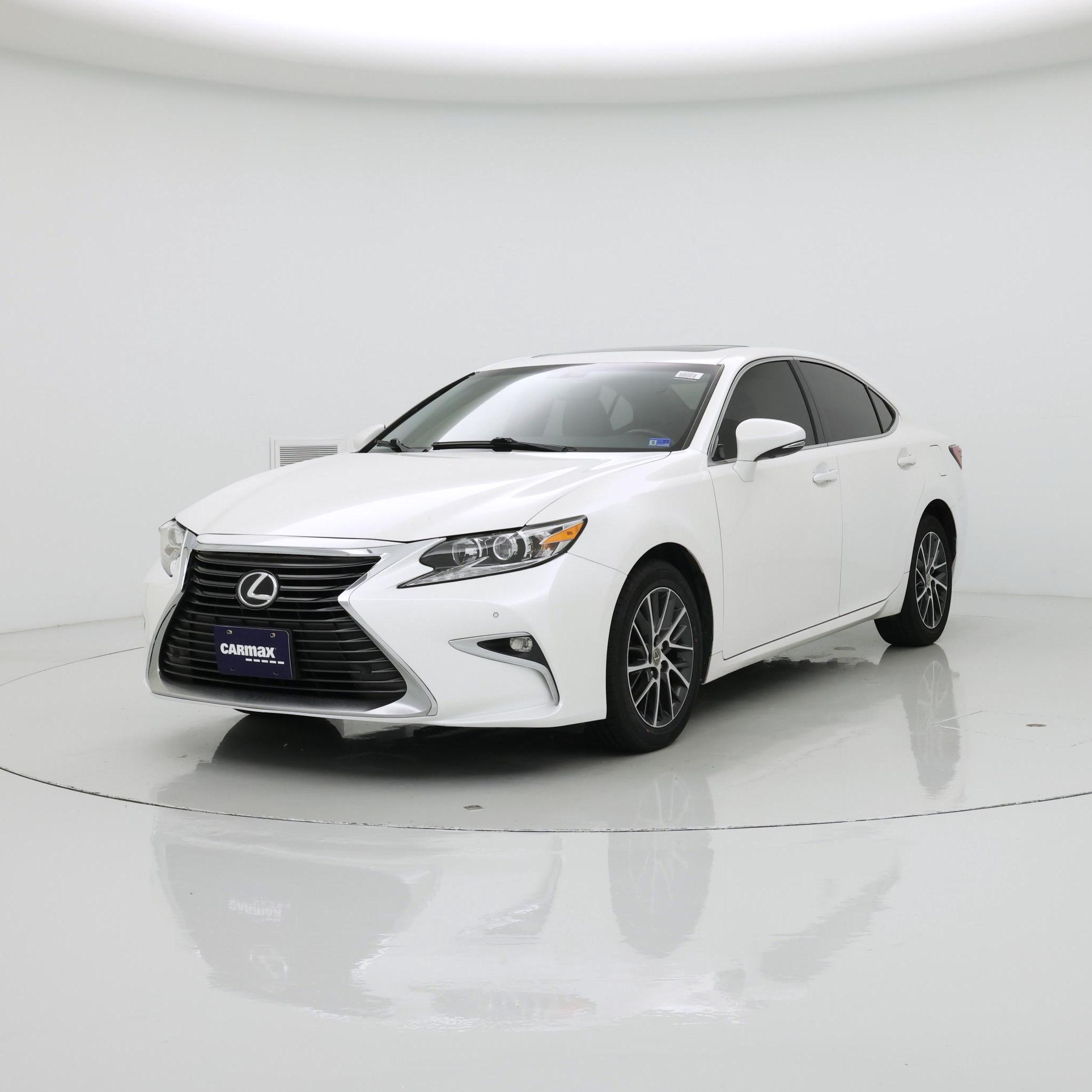 Thumbnail: 2016 Lexus ES - 4