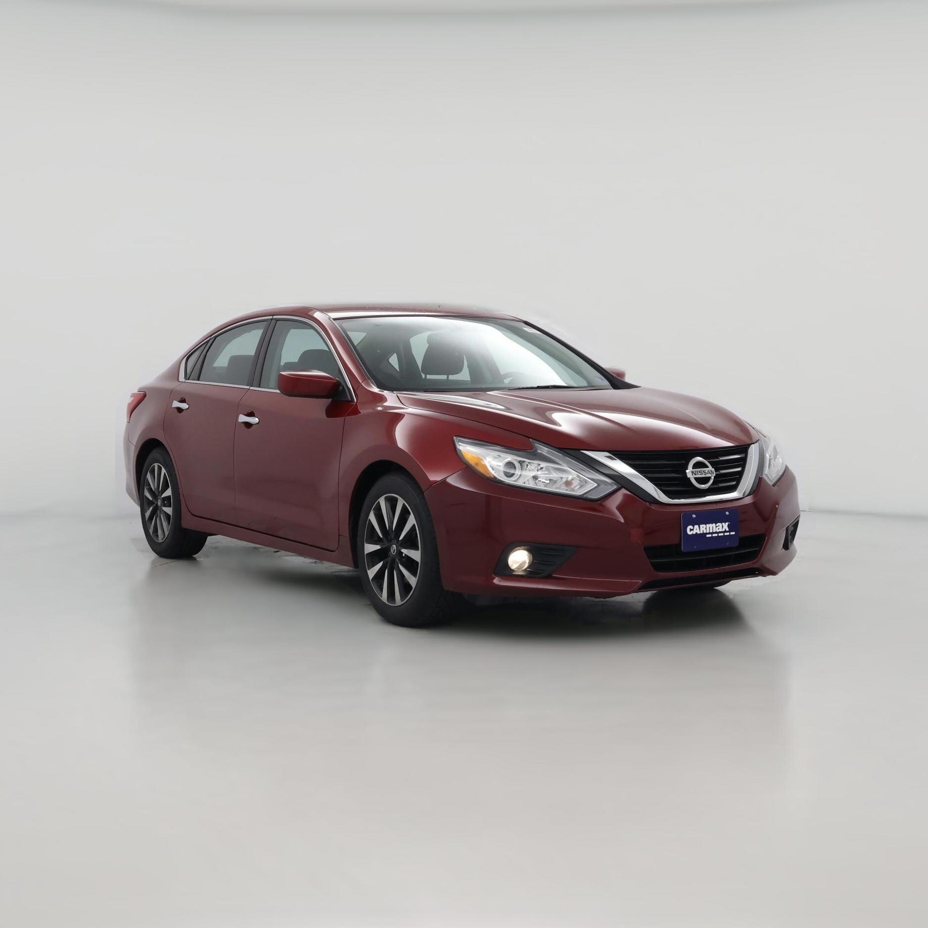 Thumbnail: 2017 Nissan Altima - 1