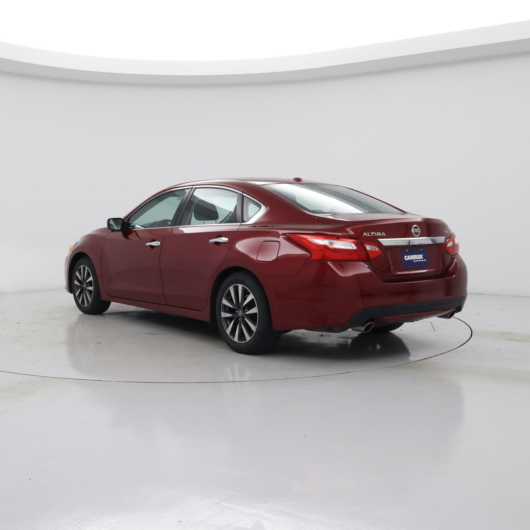Thumbnail: 2017 Nissan Altima - 2