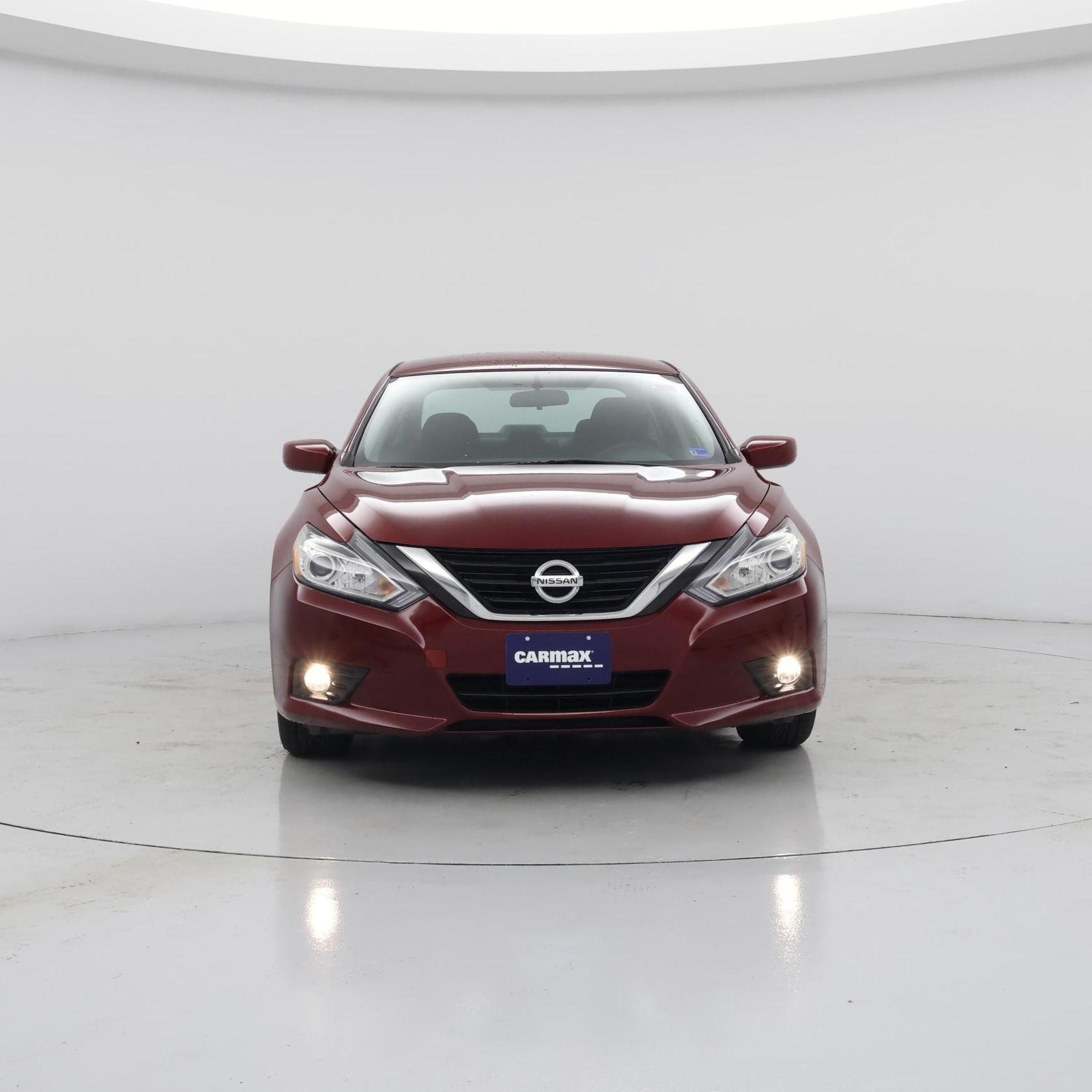 Thumbnail: 2017 Nissan Altima - 5