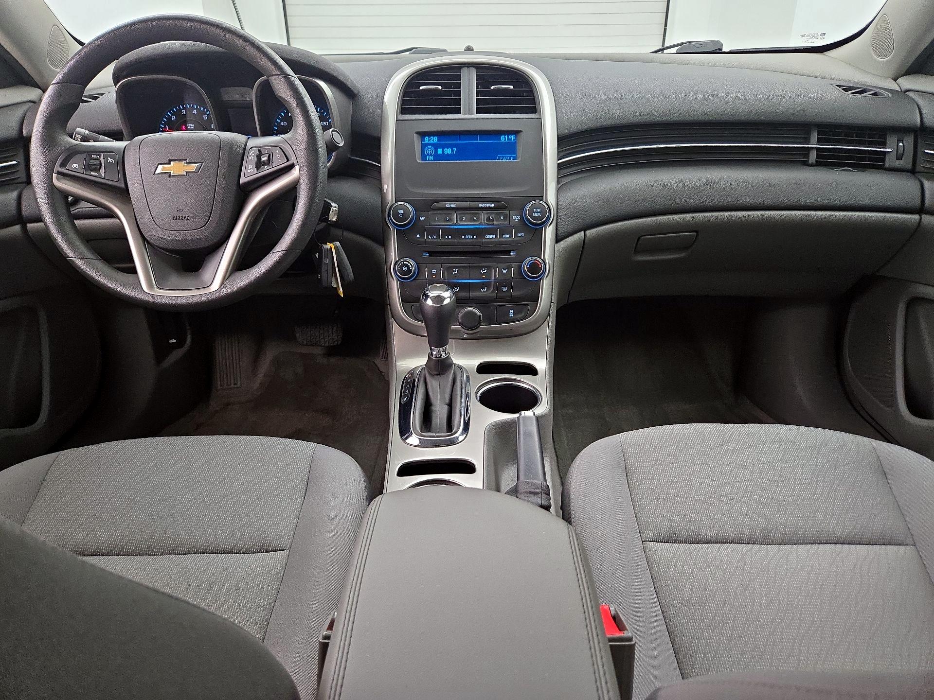Thumbnail: 2014 Chevrolet Malibu - 9