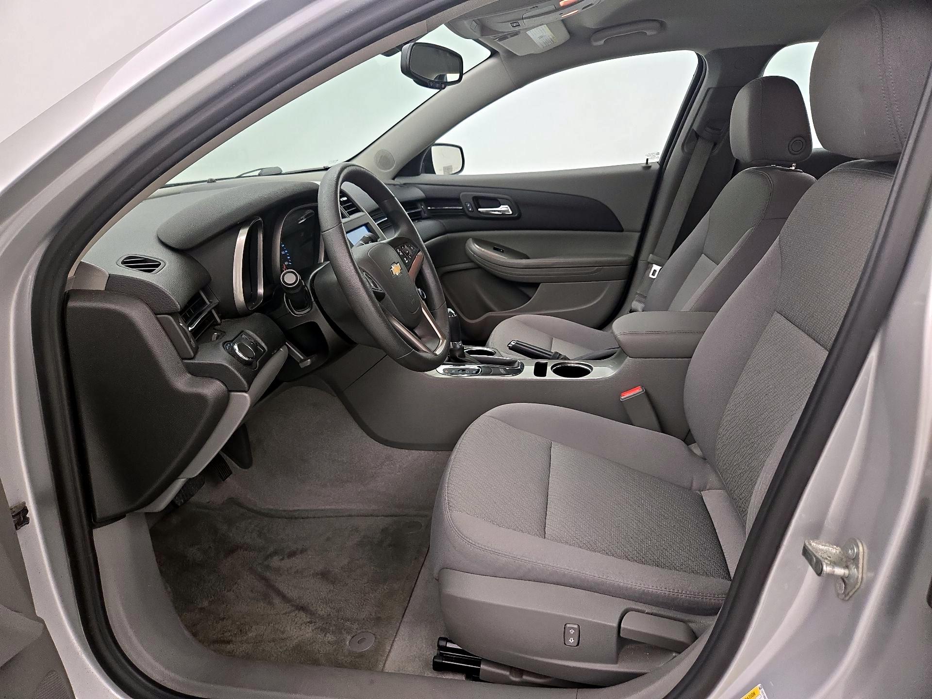 Thumbnail: 2014 Chevrolet Malibu - 11