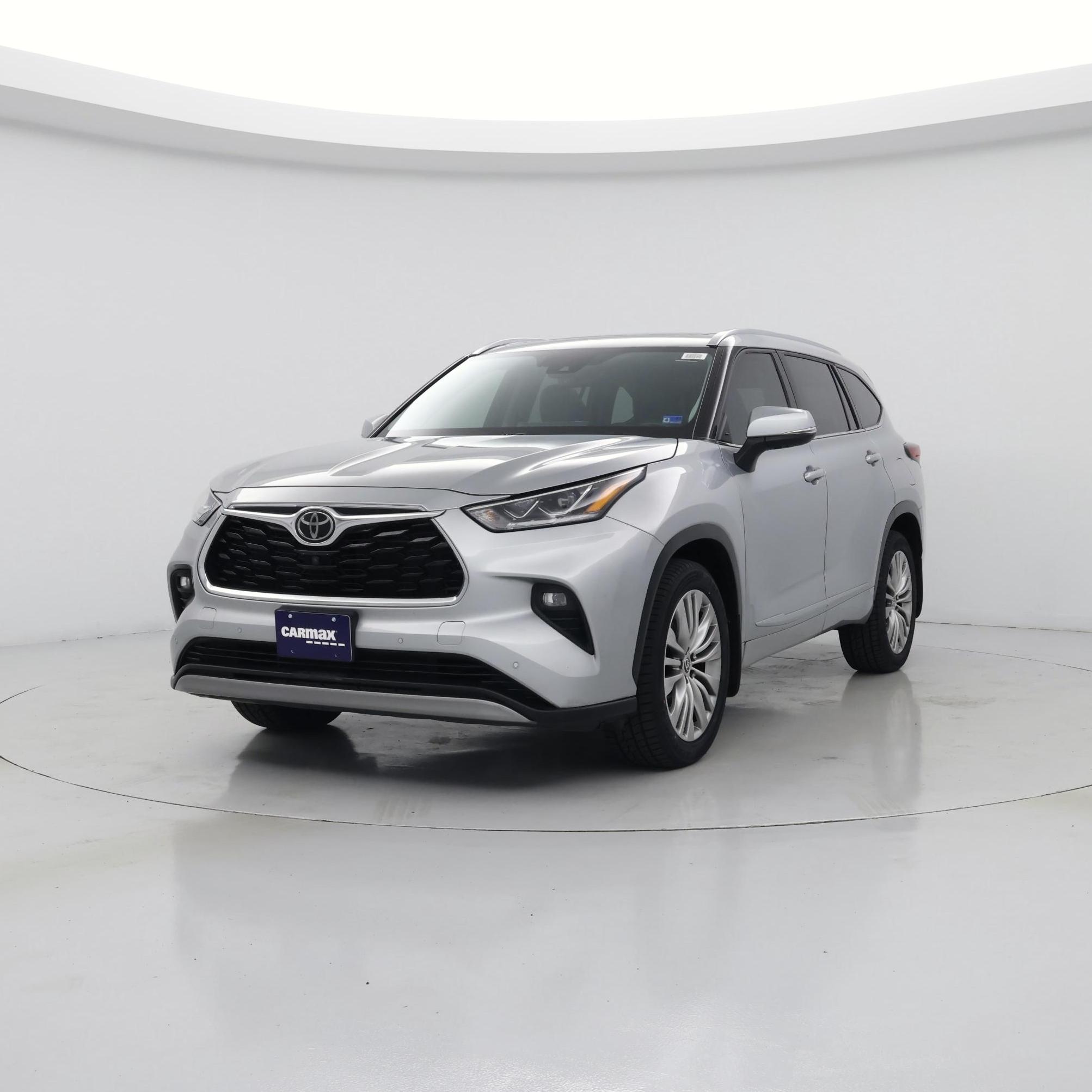 Thumbnail: 2022 Toyota Highlander - 4