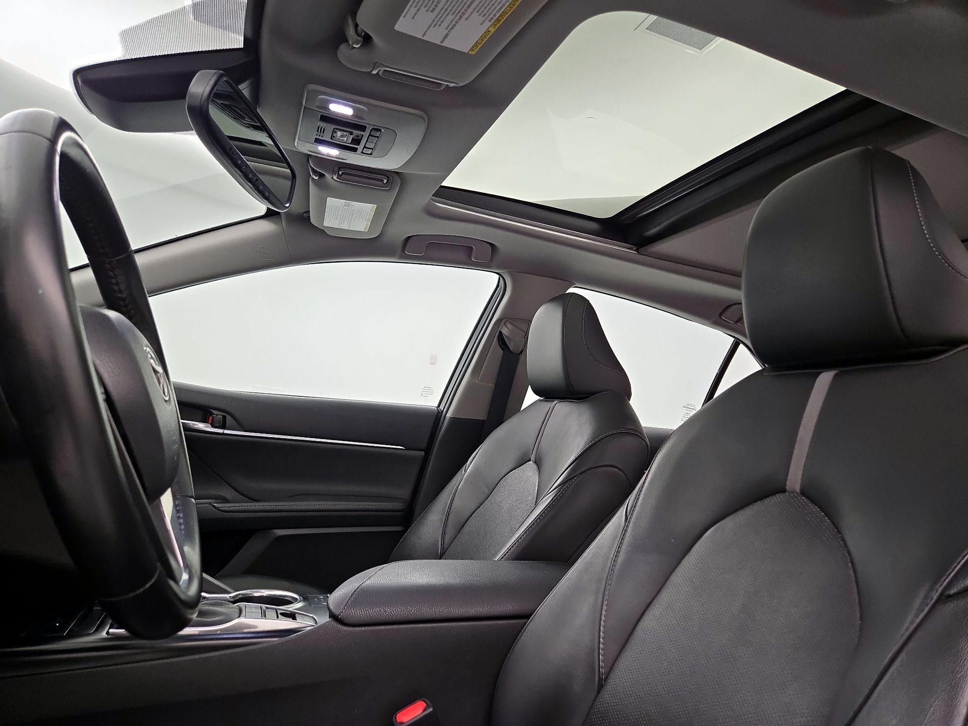 Thumbnail: 2020 Toyota Camry - 19