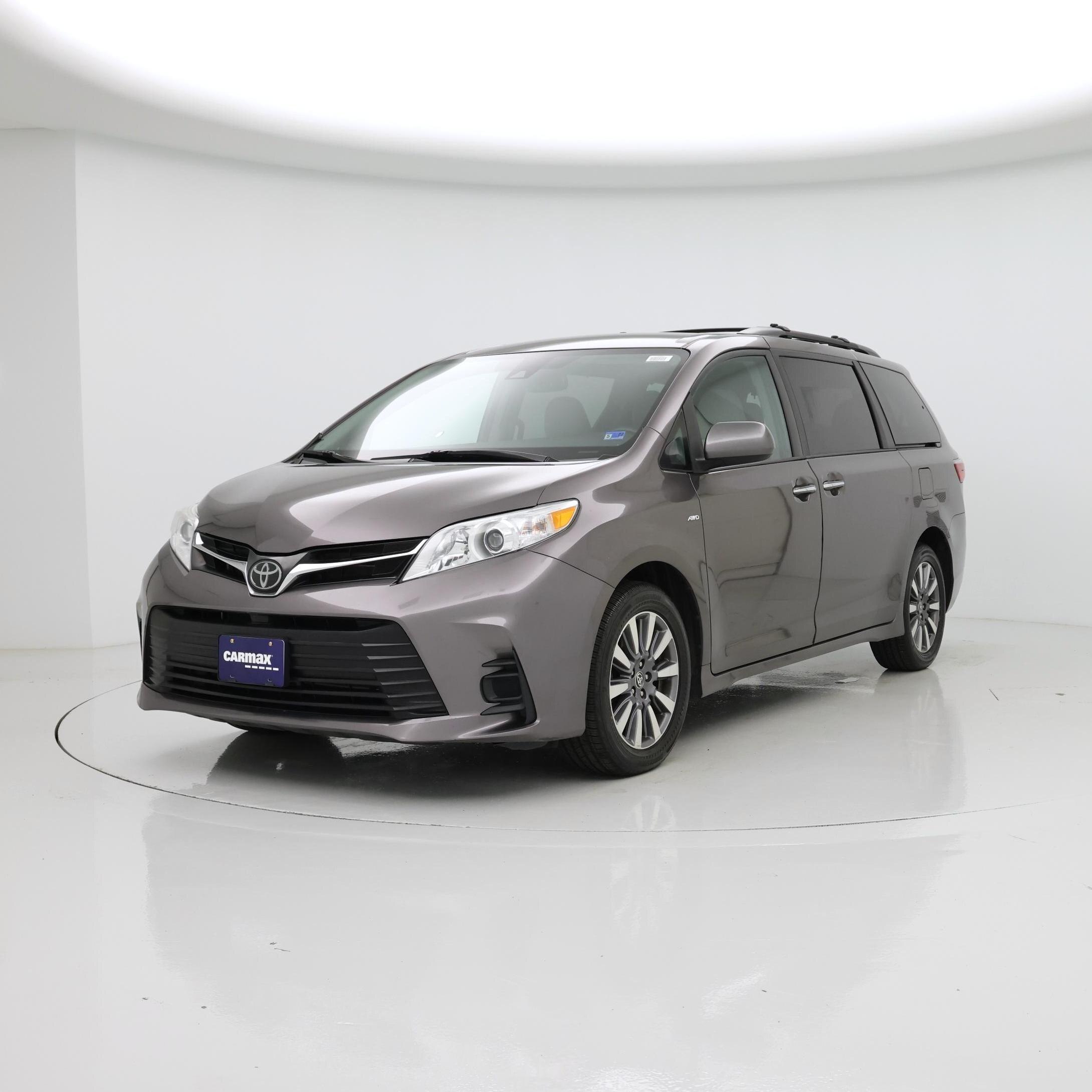 Thumbnail: 2020 Toyota Sienna - 4