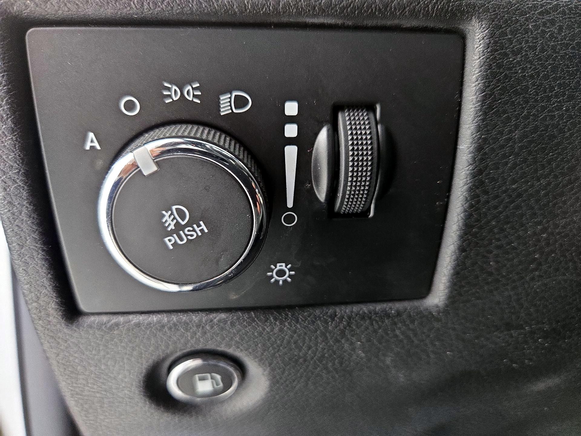 Thumbnail: 2014 Jeep Grand Cherokee - 13