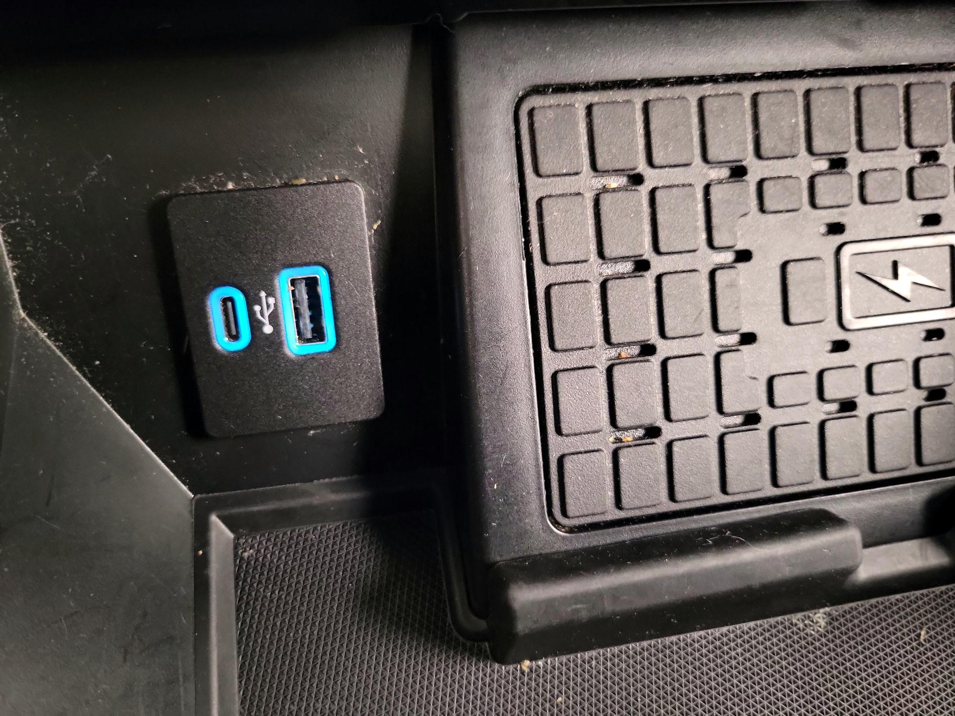 Thumbnail: 2023 Ford F-150 - 19