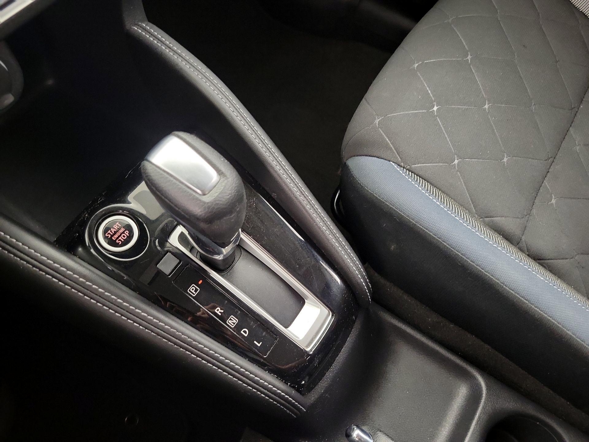 Thumbnail: 2020 Nissan Kicks - 16