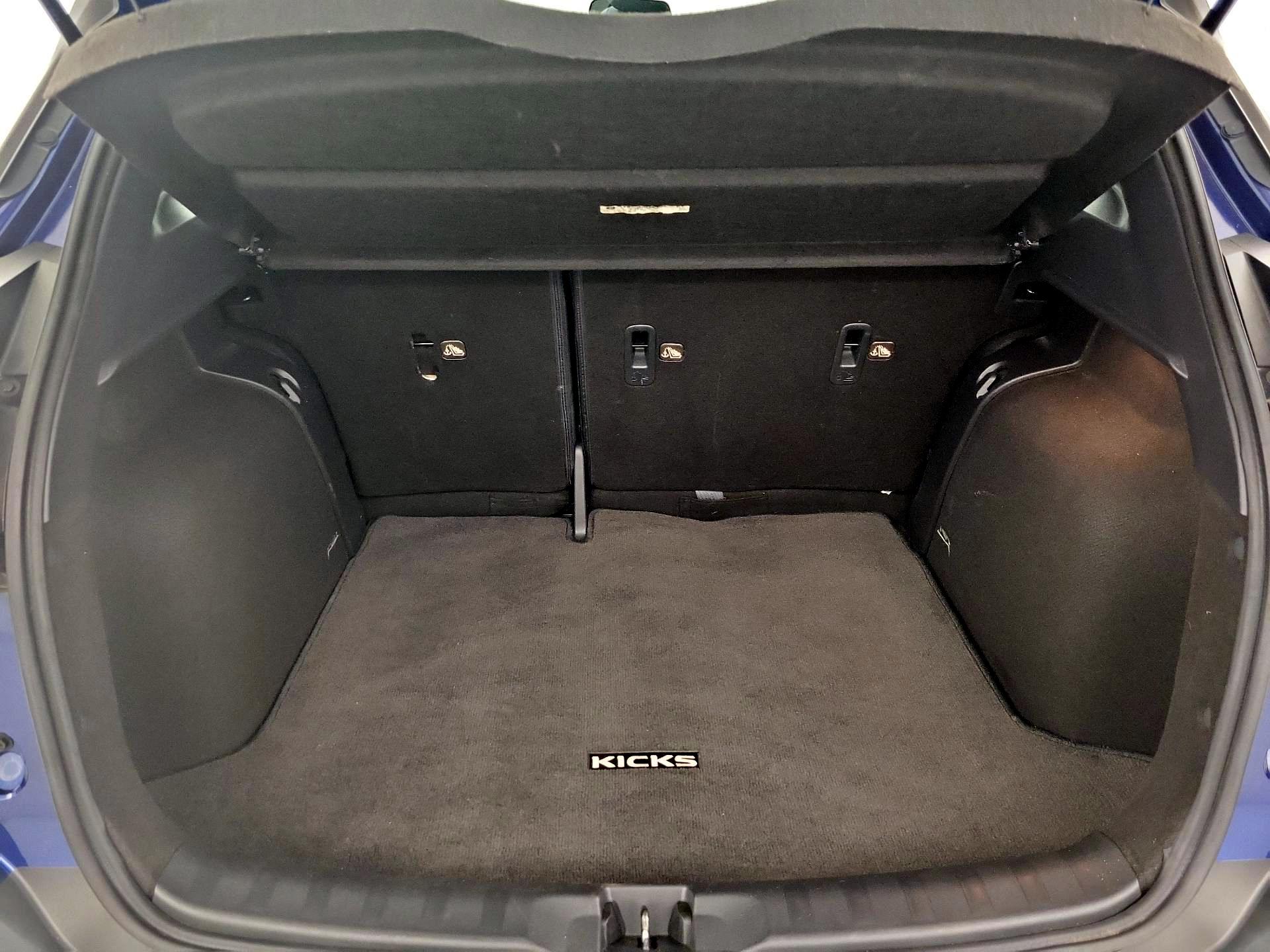 Thumbnail: 2020 Nissan Kicks - 19